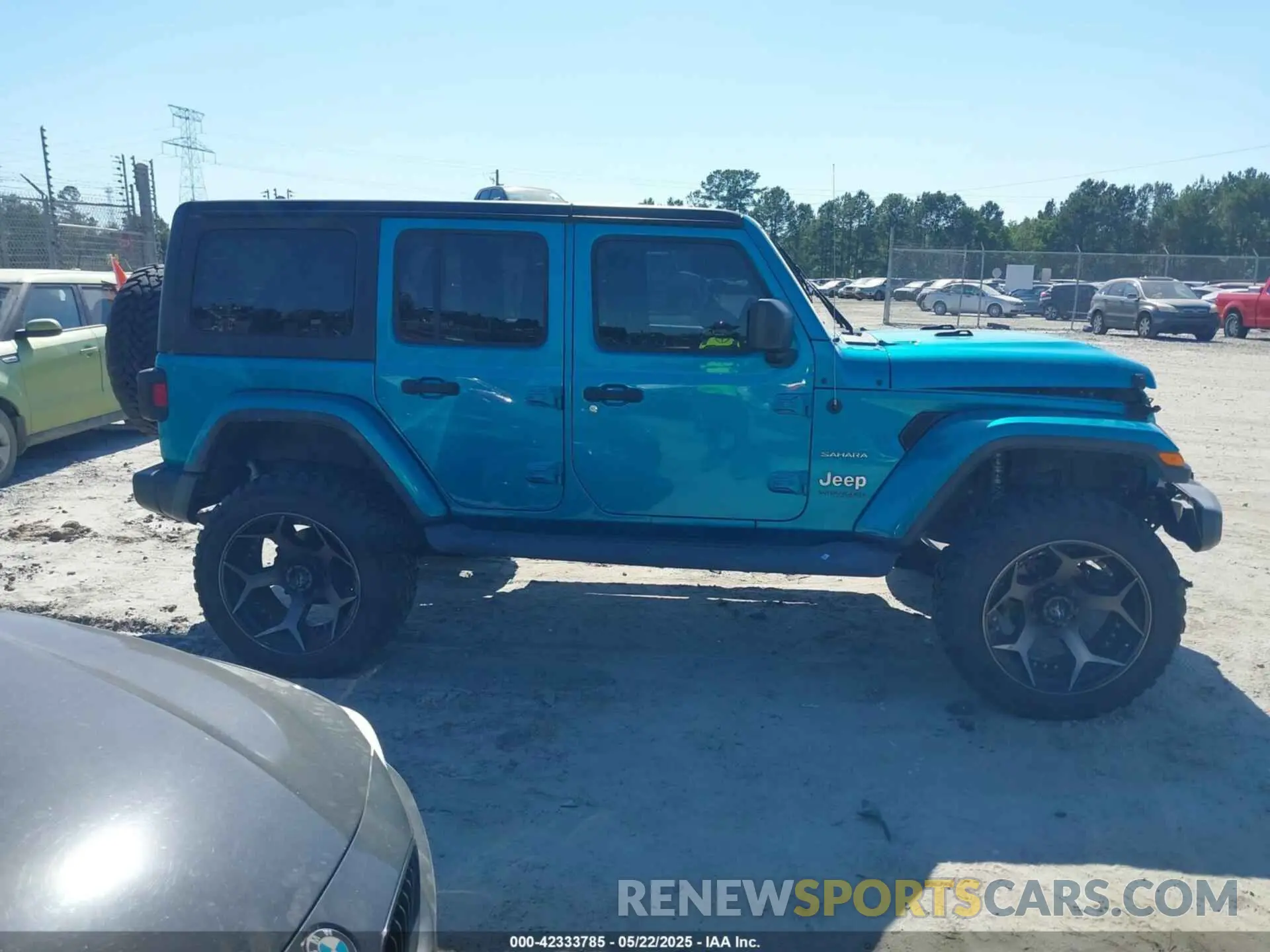 13 Photograph of a damaged car 1C4HJXEN7KW619921 JEEP WRANGLER UNLIMITED 2019