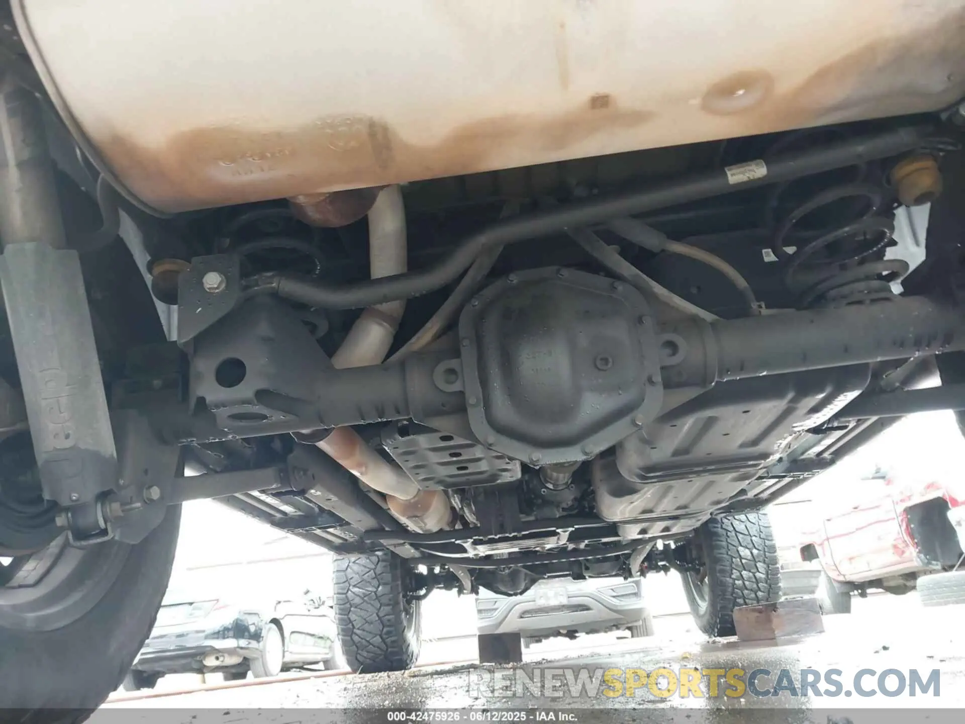 18 Photograph of a damaged car 1C4HJXENXKW547676 JEEP WRANGLER UNLIMITED 2019