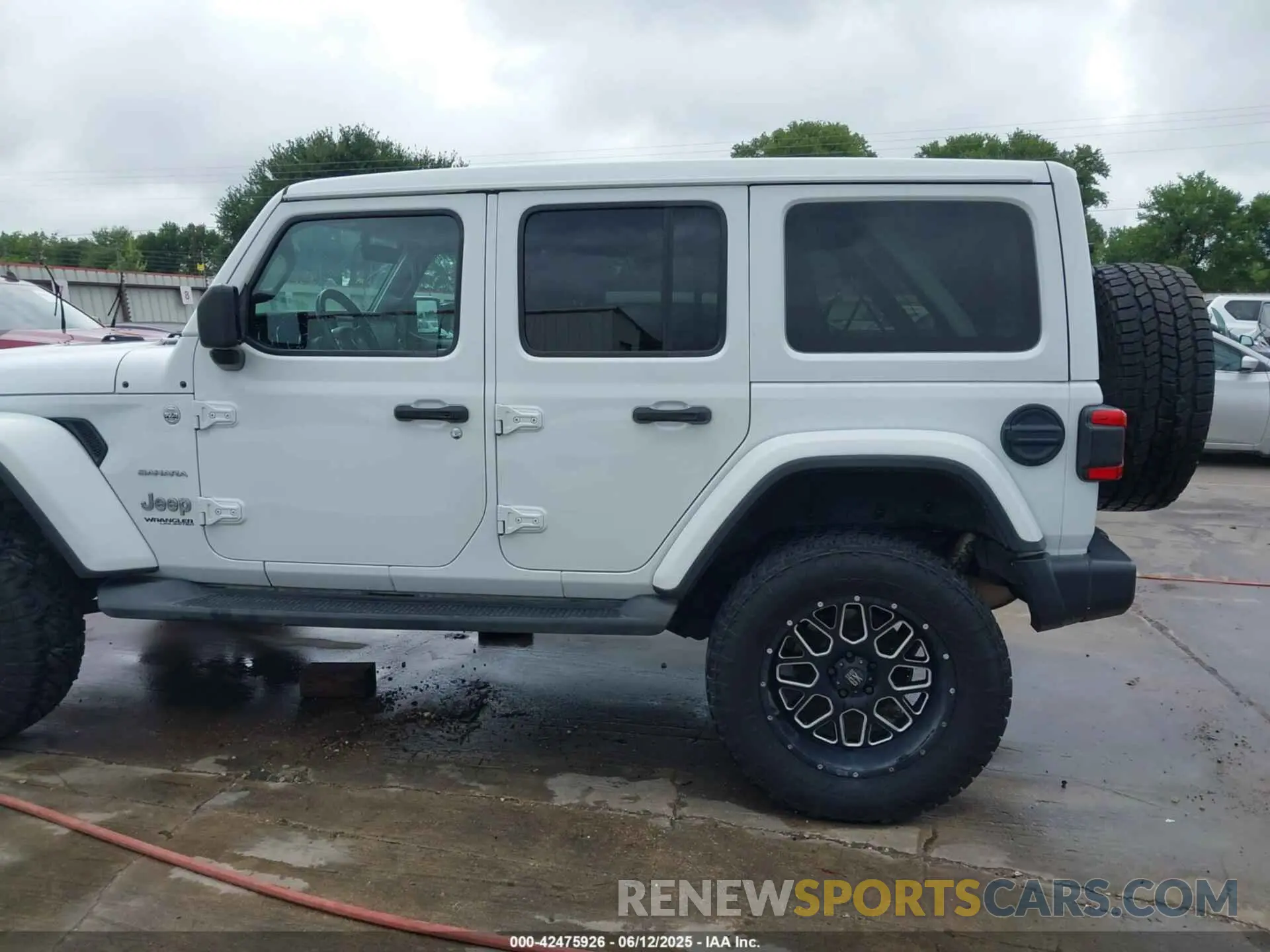 19 Photograph of a damaged car 1C4HJXENXKW547676 JEEP WRANGLER UNLIMITED 2019