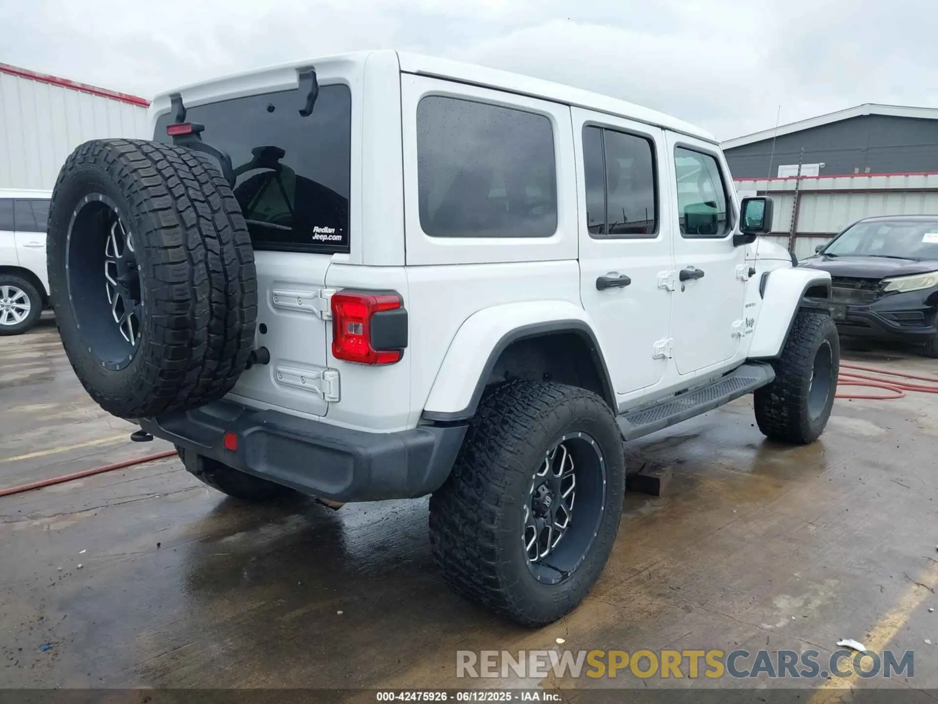 4 Photograph of a damaged car 1C4HJXENXKW547676 JEEP WRANGLER UNLIMITED 2019