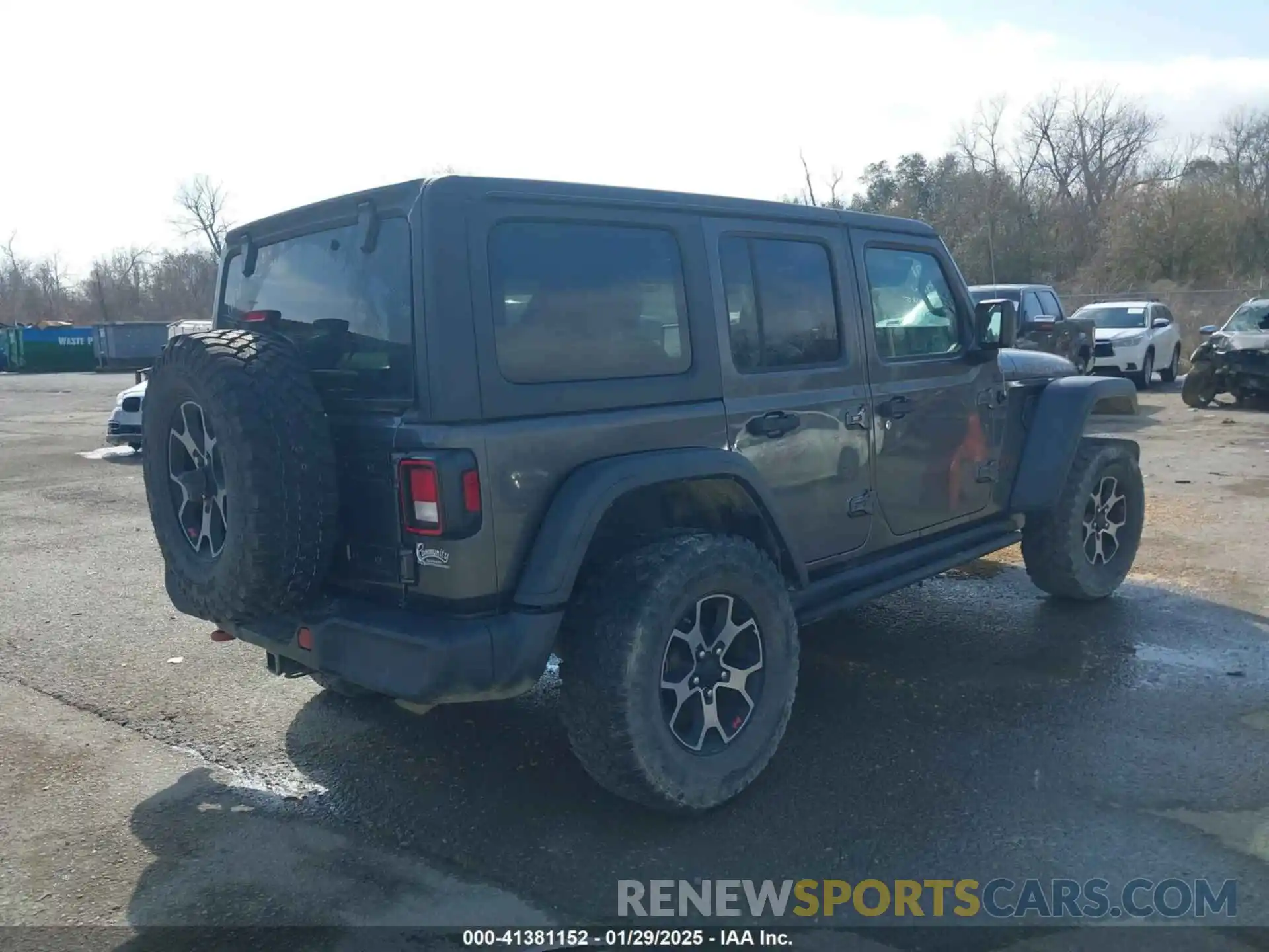 4 Photograph of a damaged car 1C4HJXFG1KW541071 JEEP WRANGLER UNLIMITED 2019