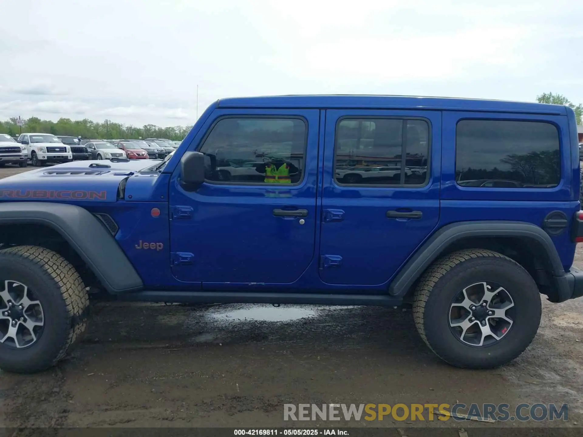 14 Photograph of a damaged car 1C4HJXFG6KW659696 JEEP WRANGLER UNLIMITED 2019