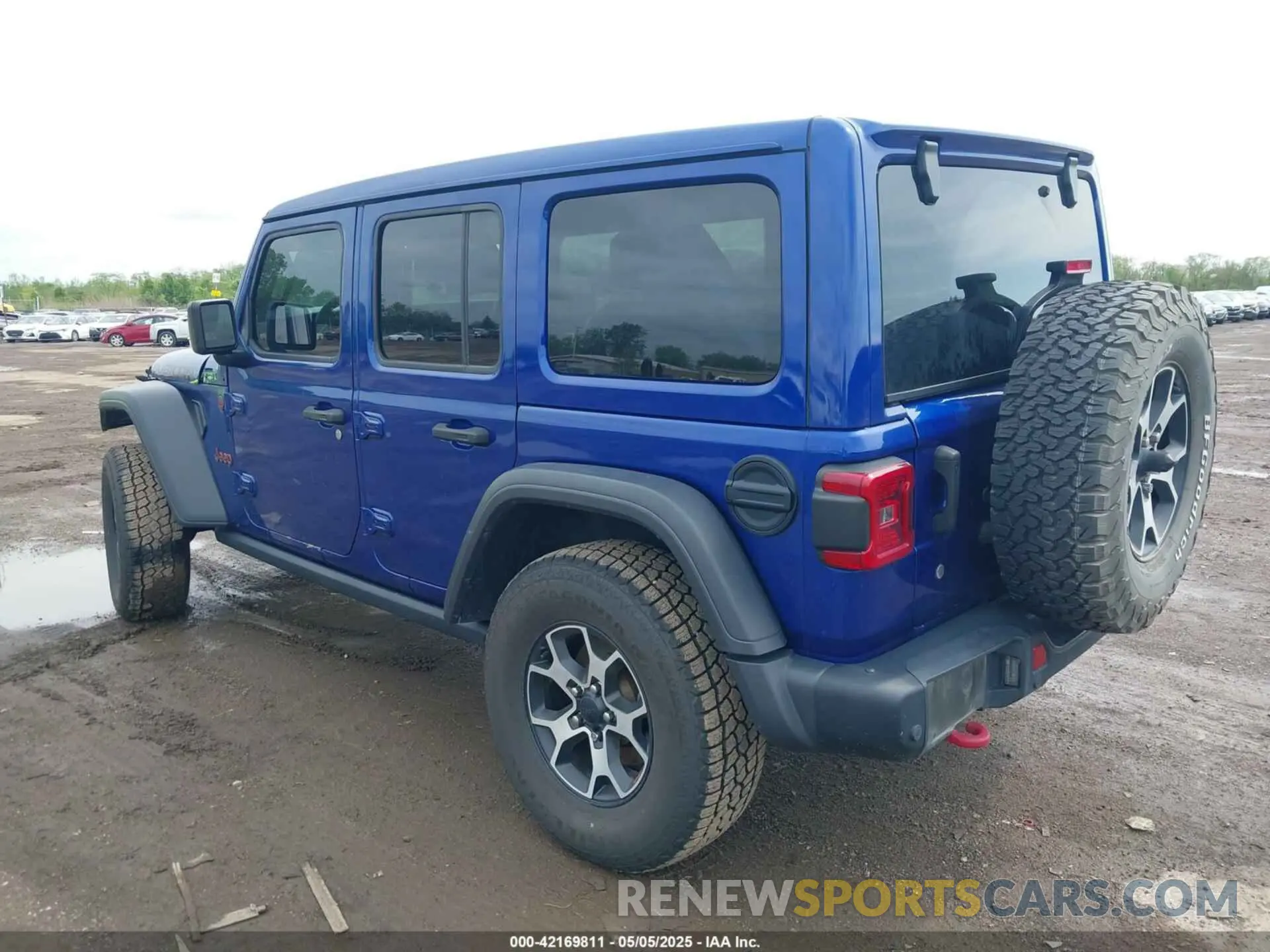 3 Photograph of a damaged car 1C4HJXFG6KW659696 JEEP WRANGLER UNLIMITED 2019