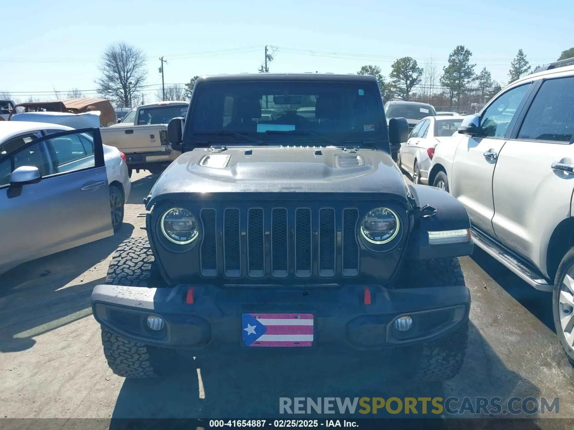 12 Photograph of a damaged car 1C4HJXFN1KW679028 JEEP WRANGLER UNLIMITED 2019