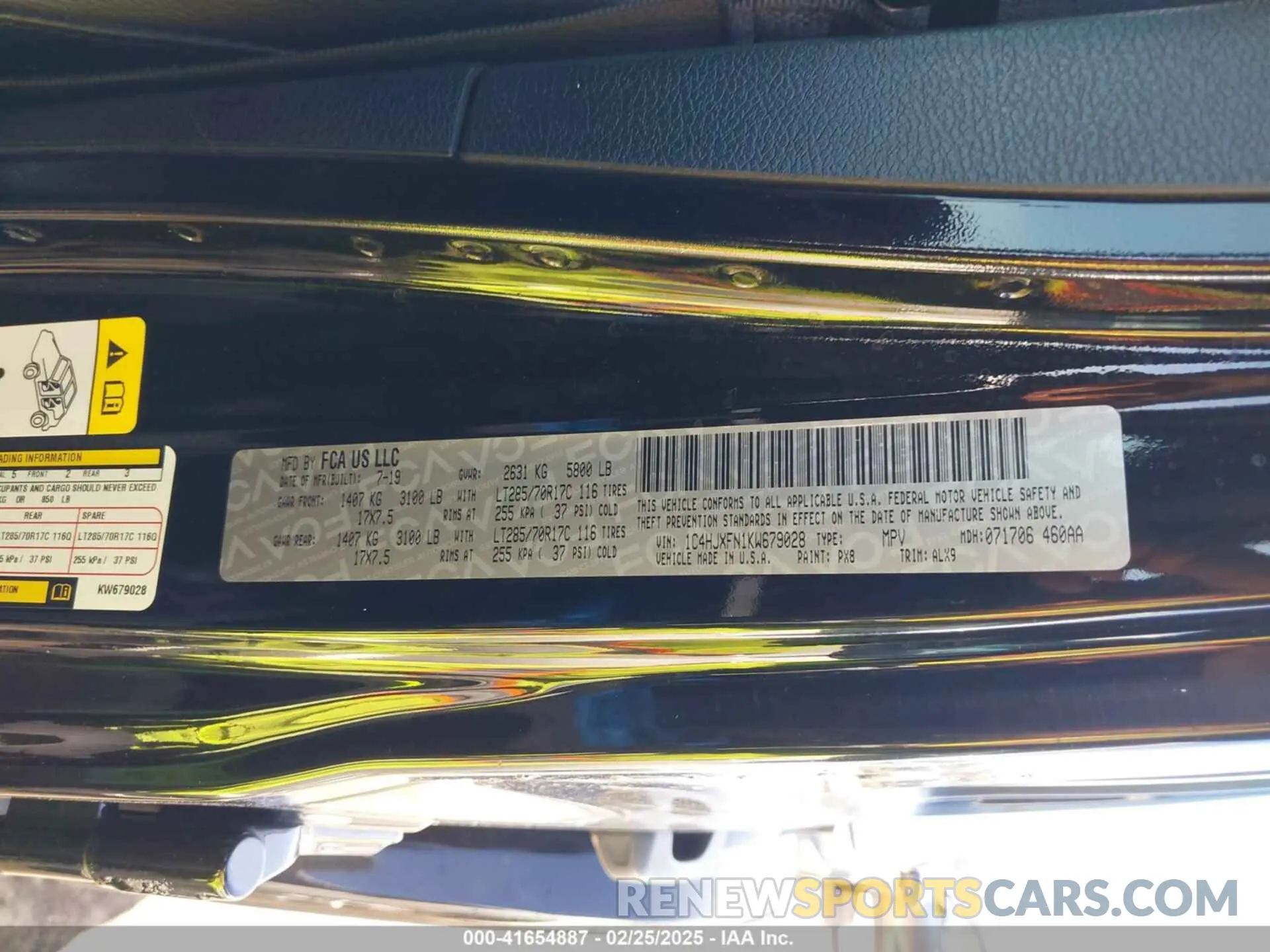 9 Photograph of a damaged car 1C4HJXFN1KW679028 JEEP WRANGLER UNLIMITED 2019