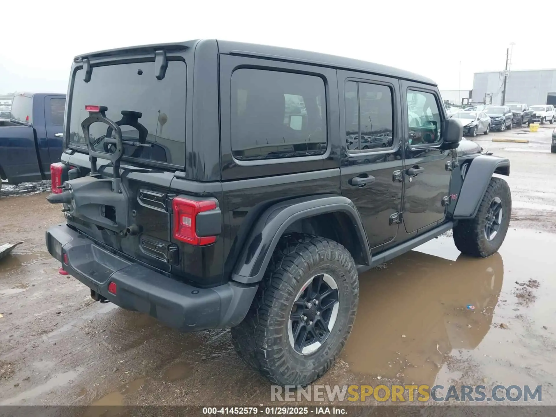 4 Photograph of a damaged car 1C4HJXFNXKW511193 JEEP WRANGLER UNLIMITED 2019