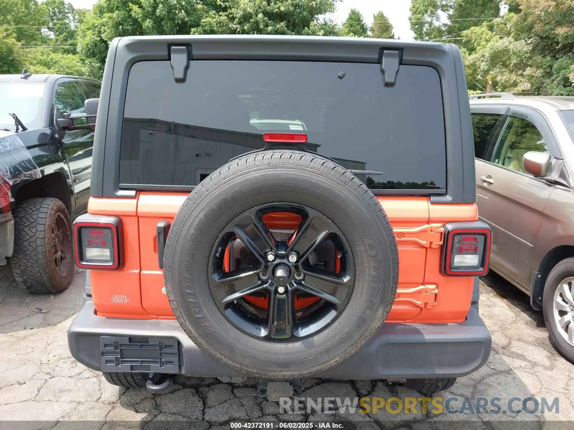 16 Photograph of a damaged car 1C4HJXDG0LW201902 JEEP WRANGLER UNLIMITED 2020