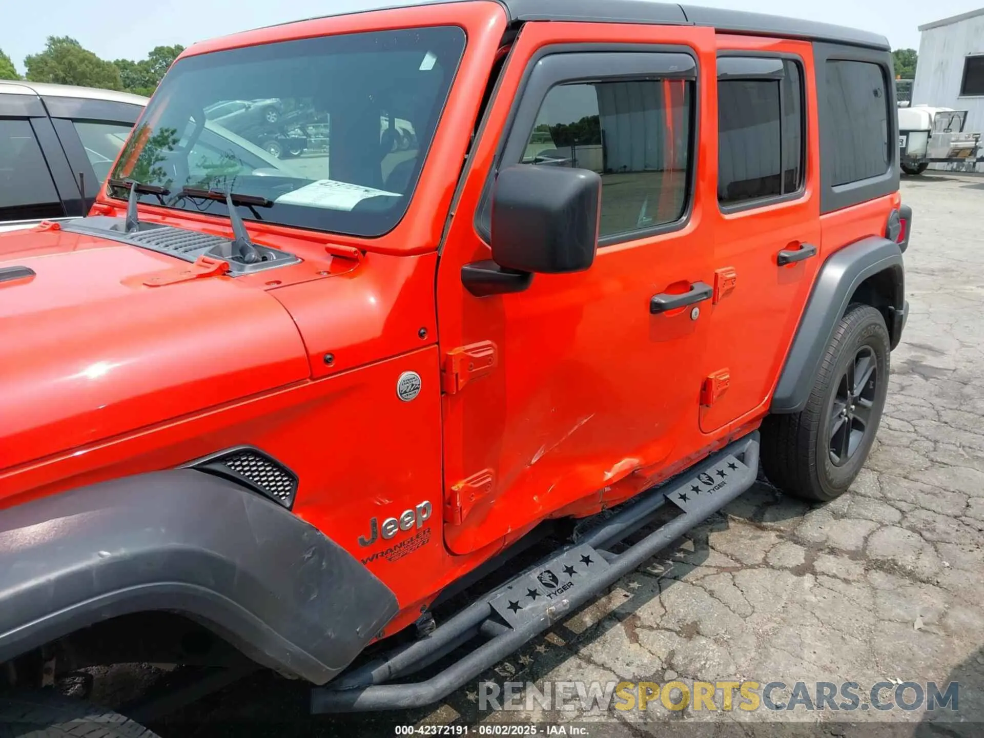6 Photograph of a damaged car 1C4HJXDG0LW201902 JEEP WRANGLER UNLIMITED 2020