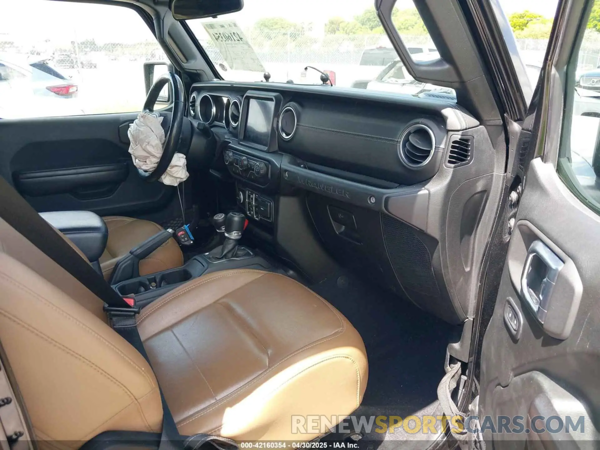 5 Photograph of a damaged car 1C4HJXDG1LW201374 JEEP WRANGLER UNLIMITED 2020