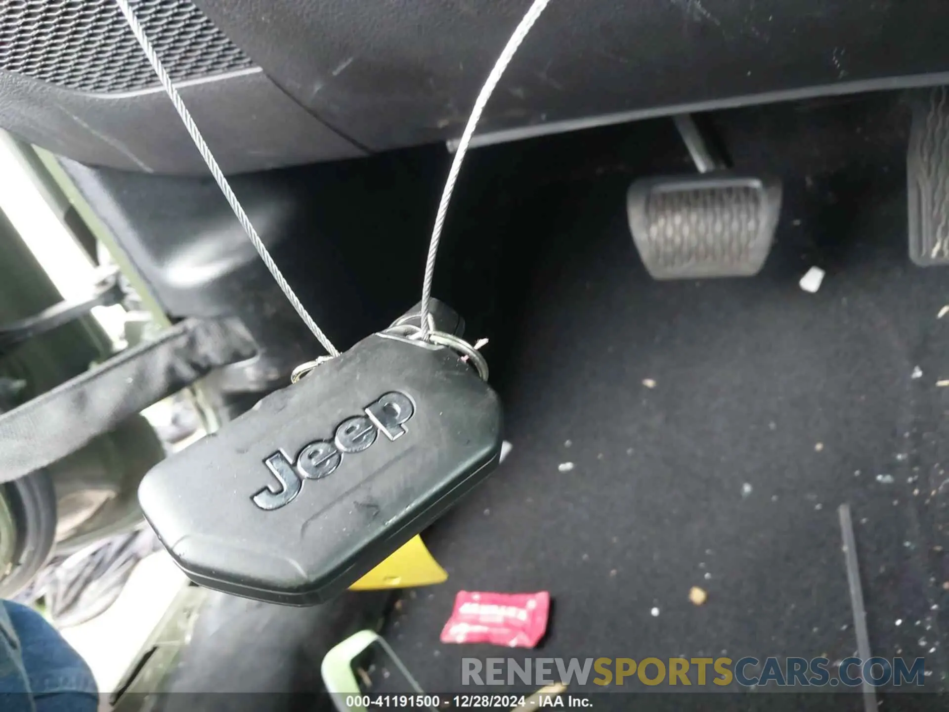11 Photograph of a damaged car 1C4HJXDG2LW310684 JEEP WRANGLER UNLIMITED 2020