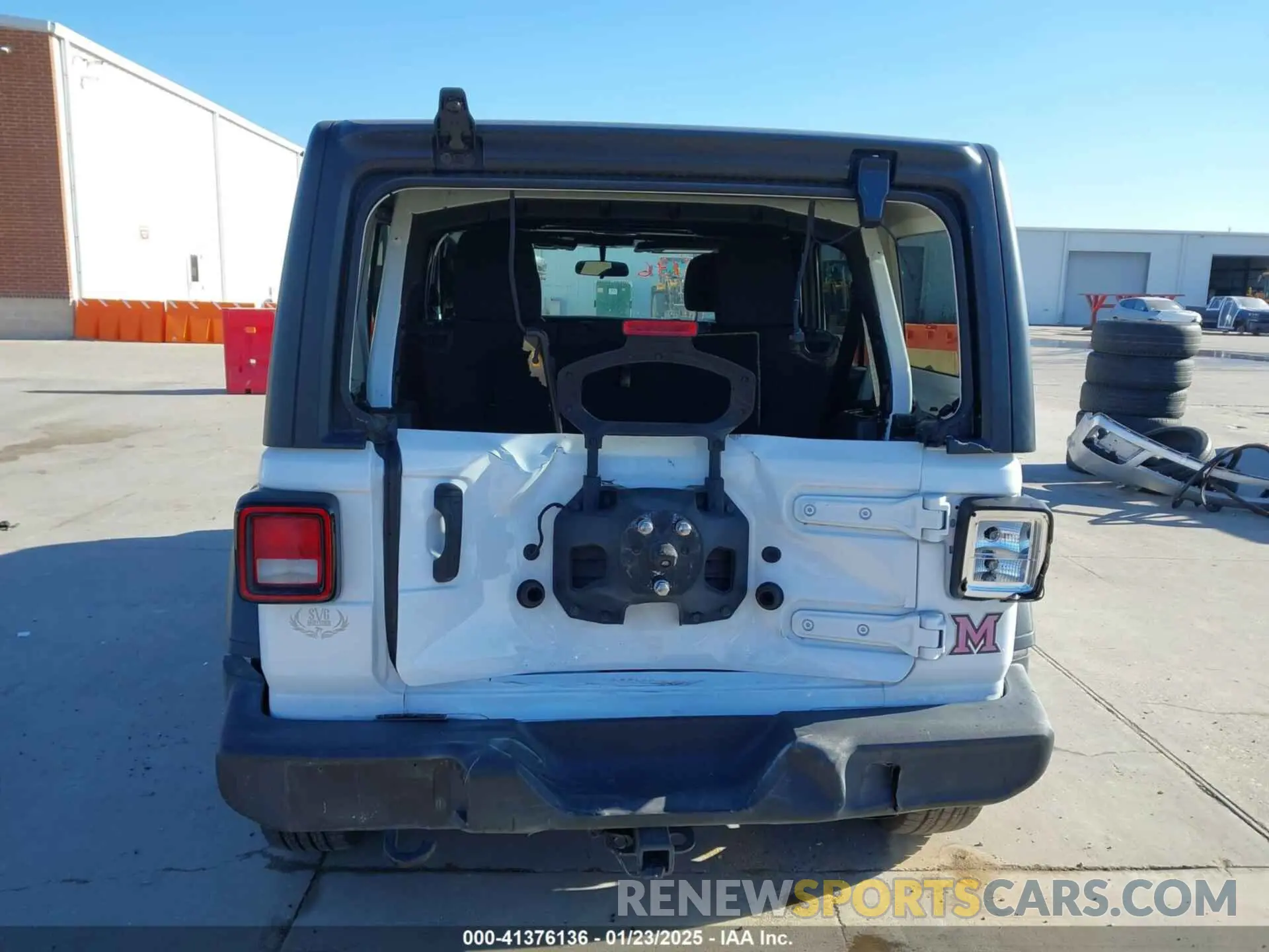 17 Photograph of a damaged car 1C4HJXDG2LW335973 JEEP WRANGLER UNLIMITED 2020