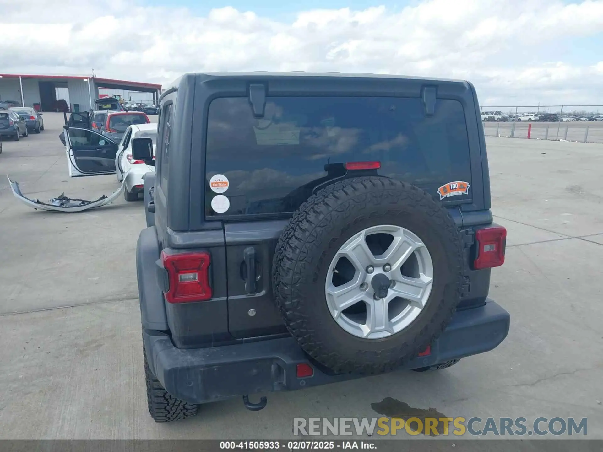 16 Photograph of a damaged car 1C4HJXDG3LW221691 JEEP WRANGLER UNLIMITED 2020