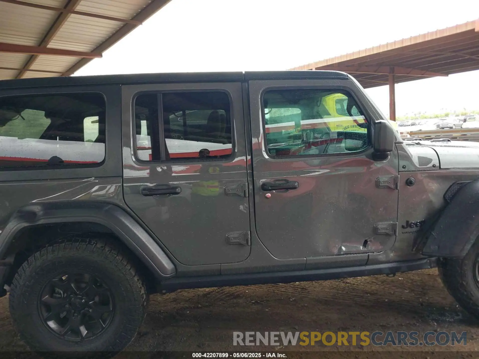 13 Photograph of a damaged car 1C4HJXDG3LW266615 JEEP WRANGLER UNLIMITED 2020