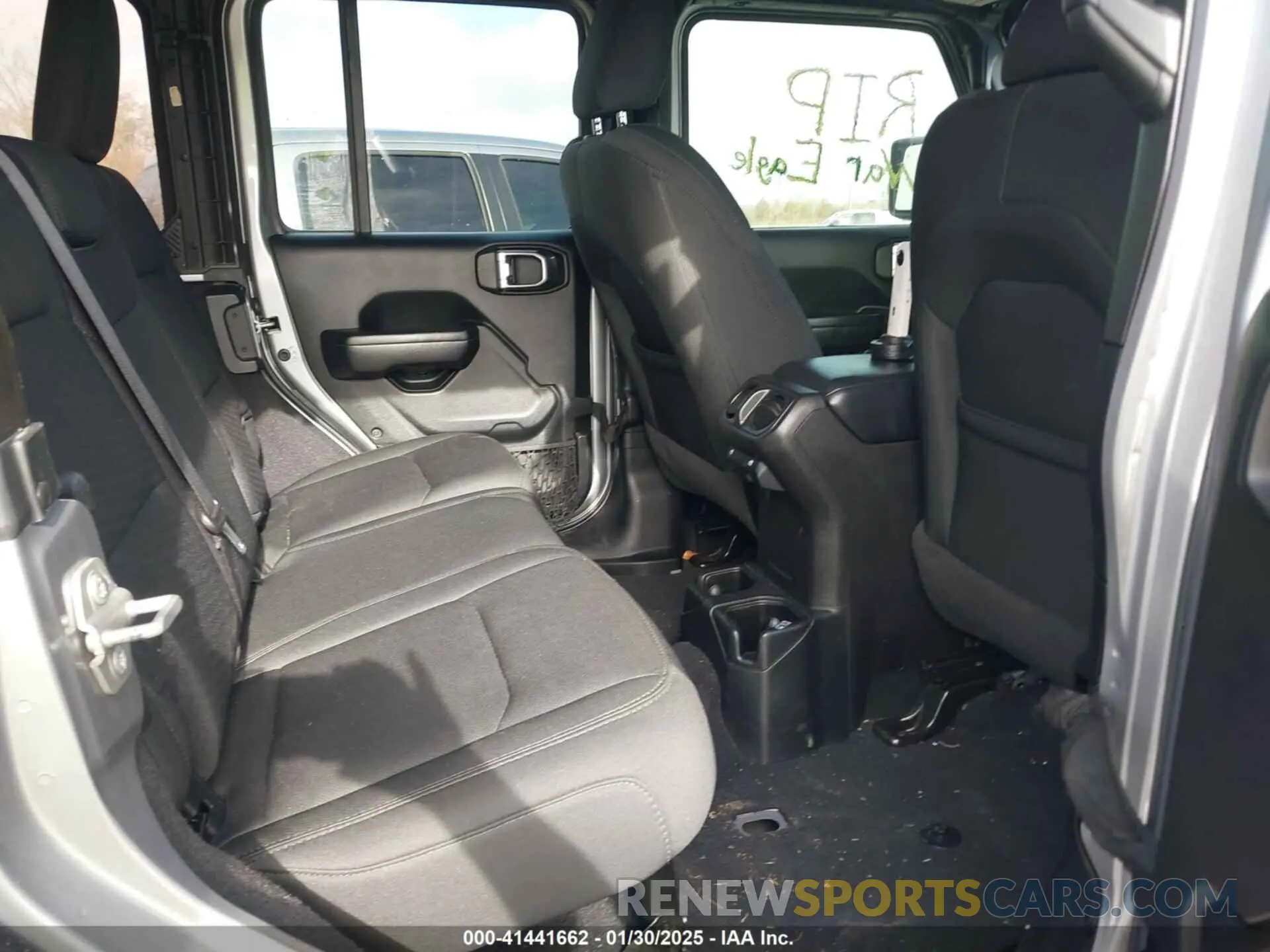 8 Photograph of a damaged car 1C4HJXDG4LW221778 JEEP WRANGLER UNLIMITED 2020