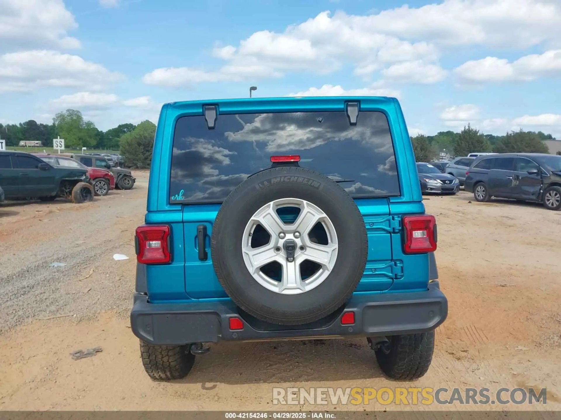 16 Photograph of a damaged car 1C4HJXDG4LW331133 JEEP WRANGLER UNLIMITED 2020