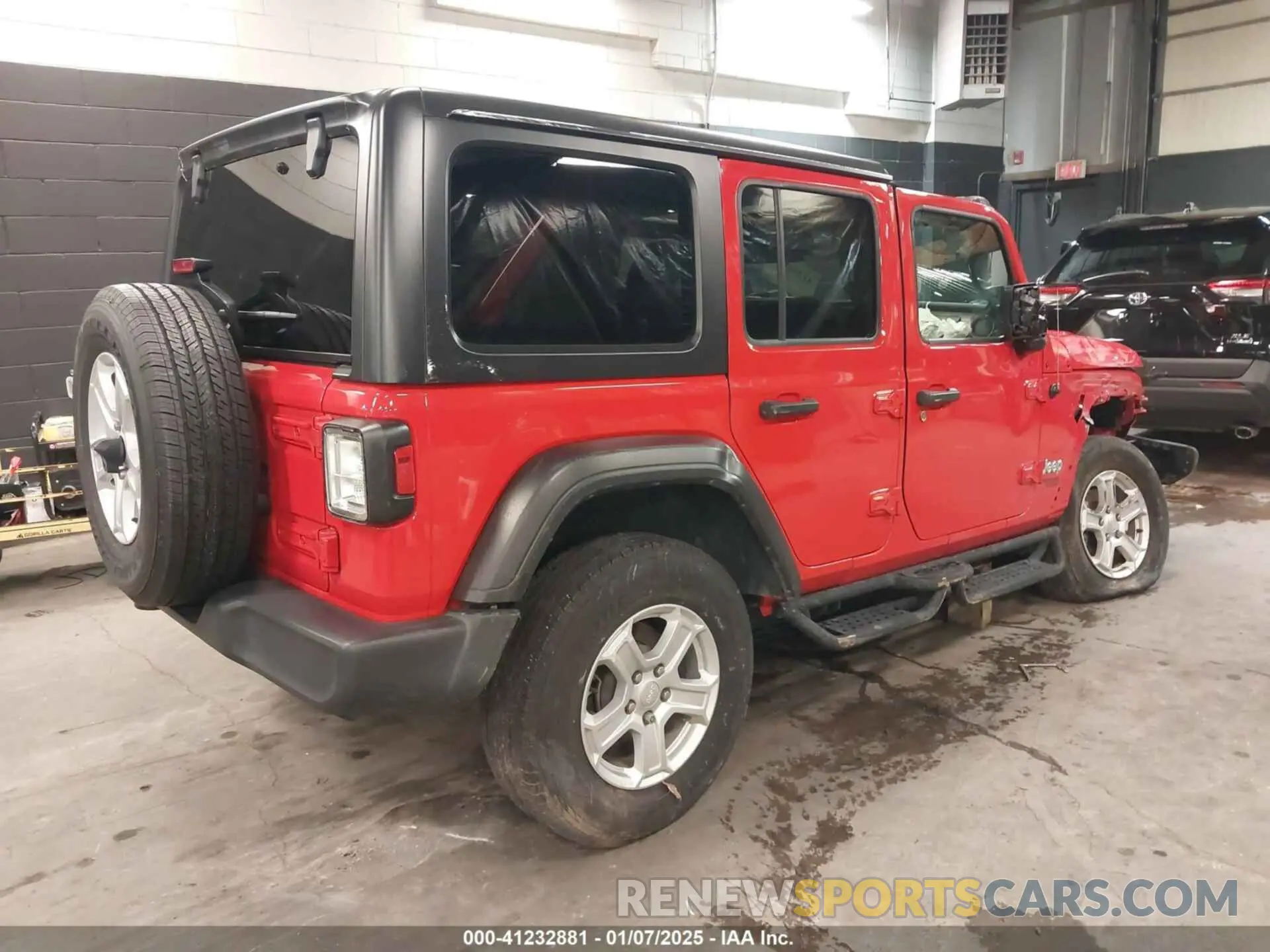 4 Photograph of a damaged car 1C4HJXDG6LW102873 JEEP WRANGLER UNLIMITED 2020