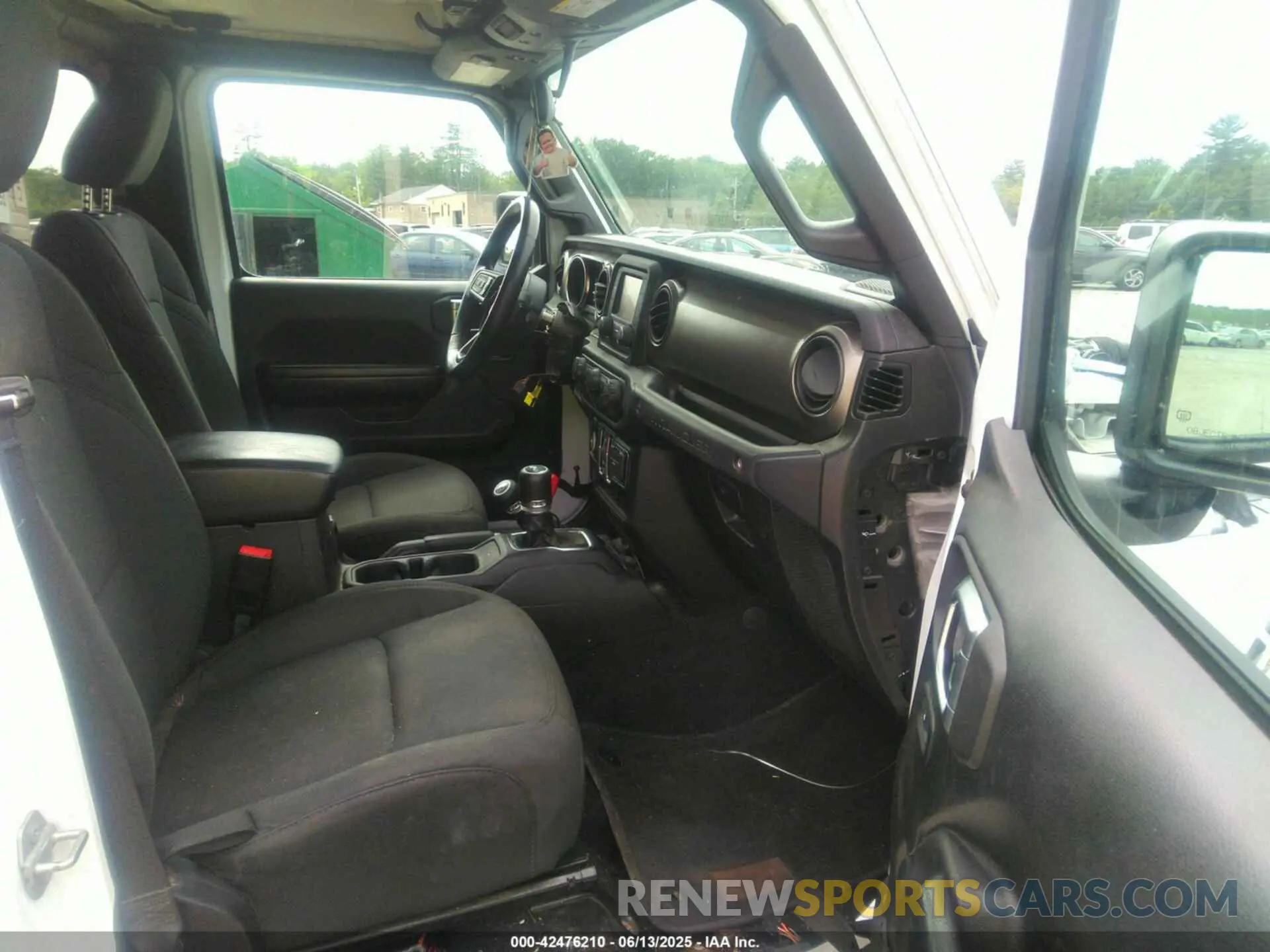 5 Photograph of a damaged car 1C4HJXDG9LW102950 JEEP WRANGLER UNLIMITED 2020