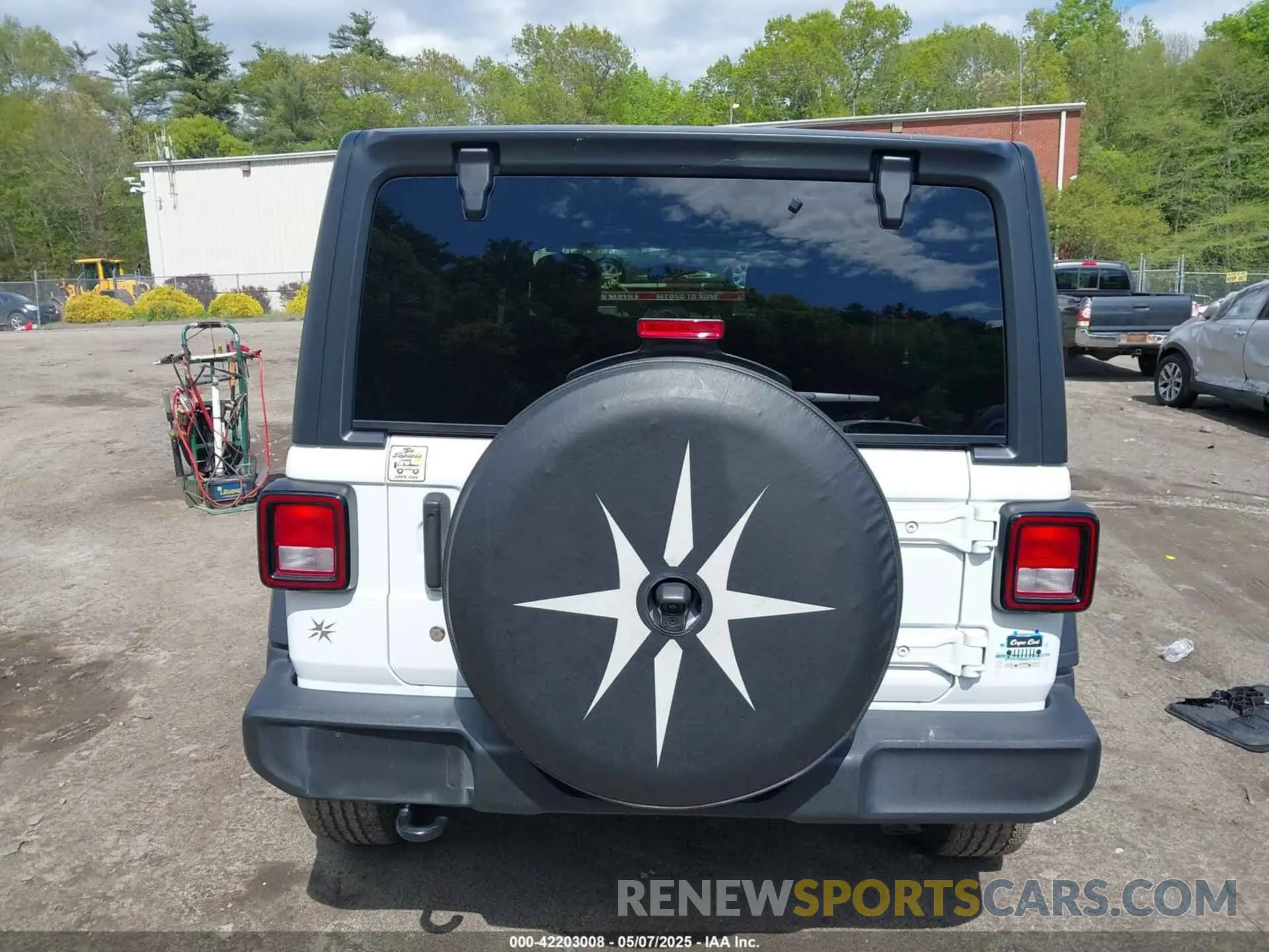 16 Photograph of a damaged car 1C4HJXDG9LW229715 JEEP WRANGLER UNLIMITED 2020