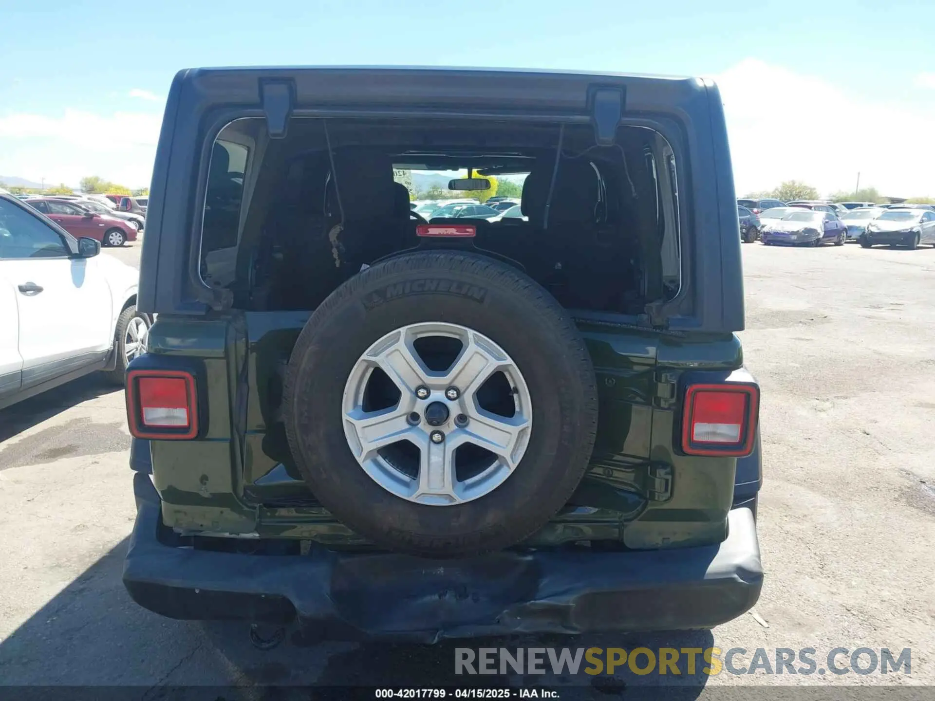 17 Photograph of a damaged car 1C4HJXDG9LW329796 JEEP WRANGLER UNLIMITED 2020
