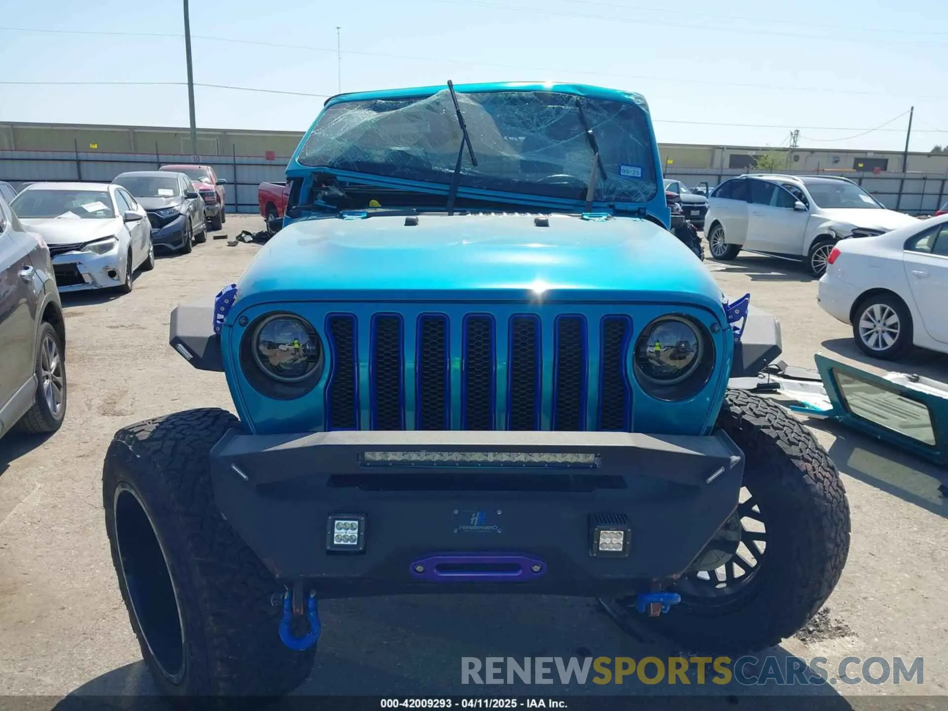 12 Photograph of a damaged car 1C4HJXDGXLW270886 JEEP WRANGLER UNLIMITED 2020