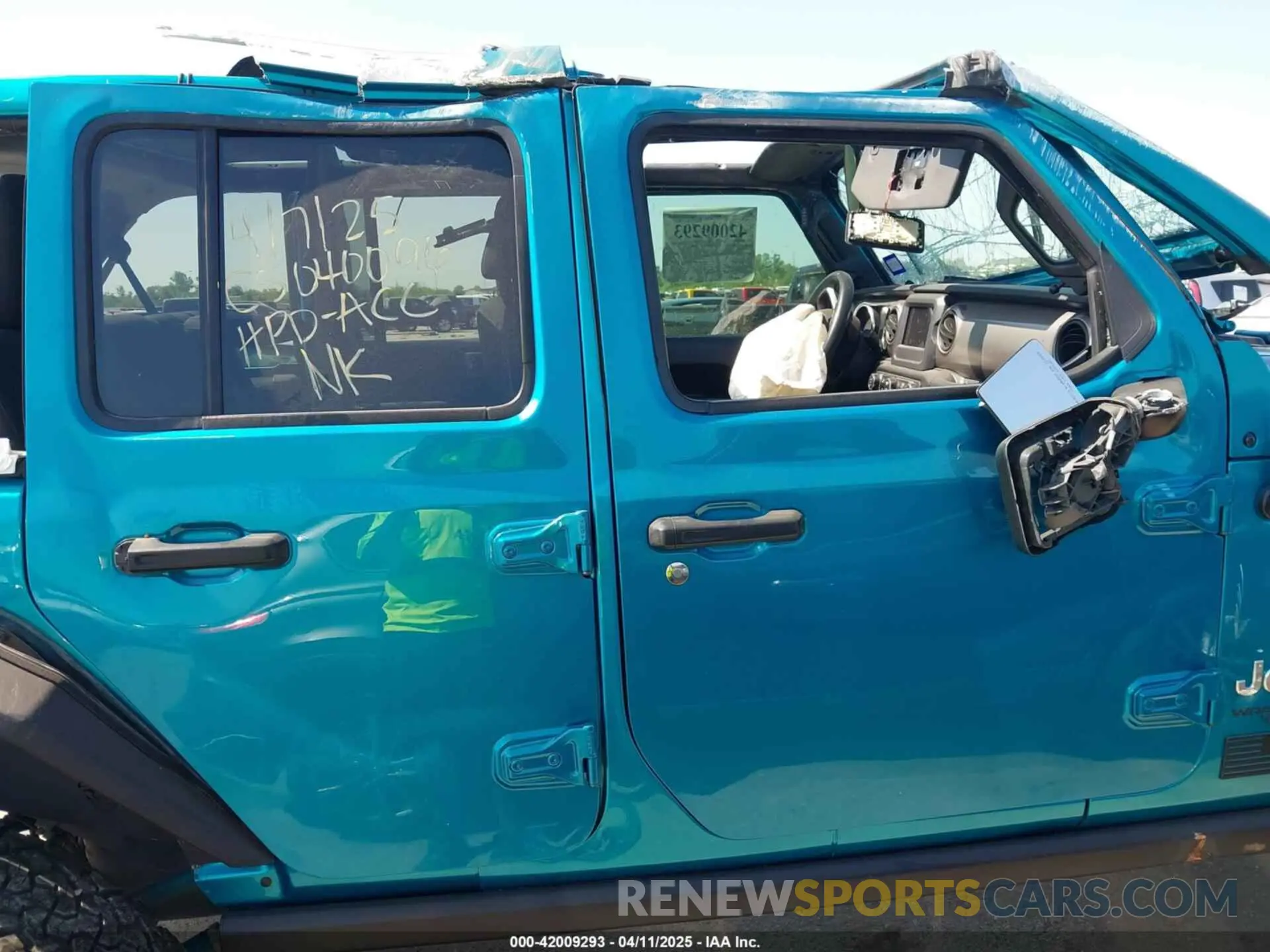 13 Photograph of a damaged car 1C4HJXDGXLW270886 JEEP WRANGLER UNLIMITED 2020