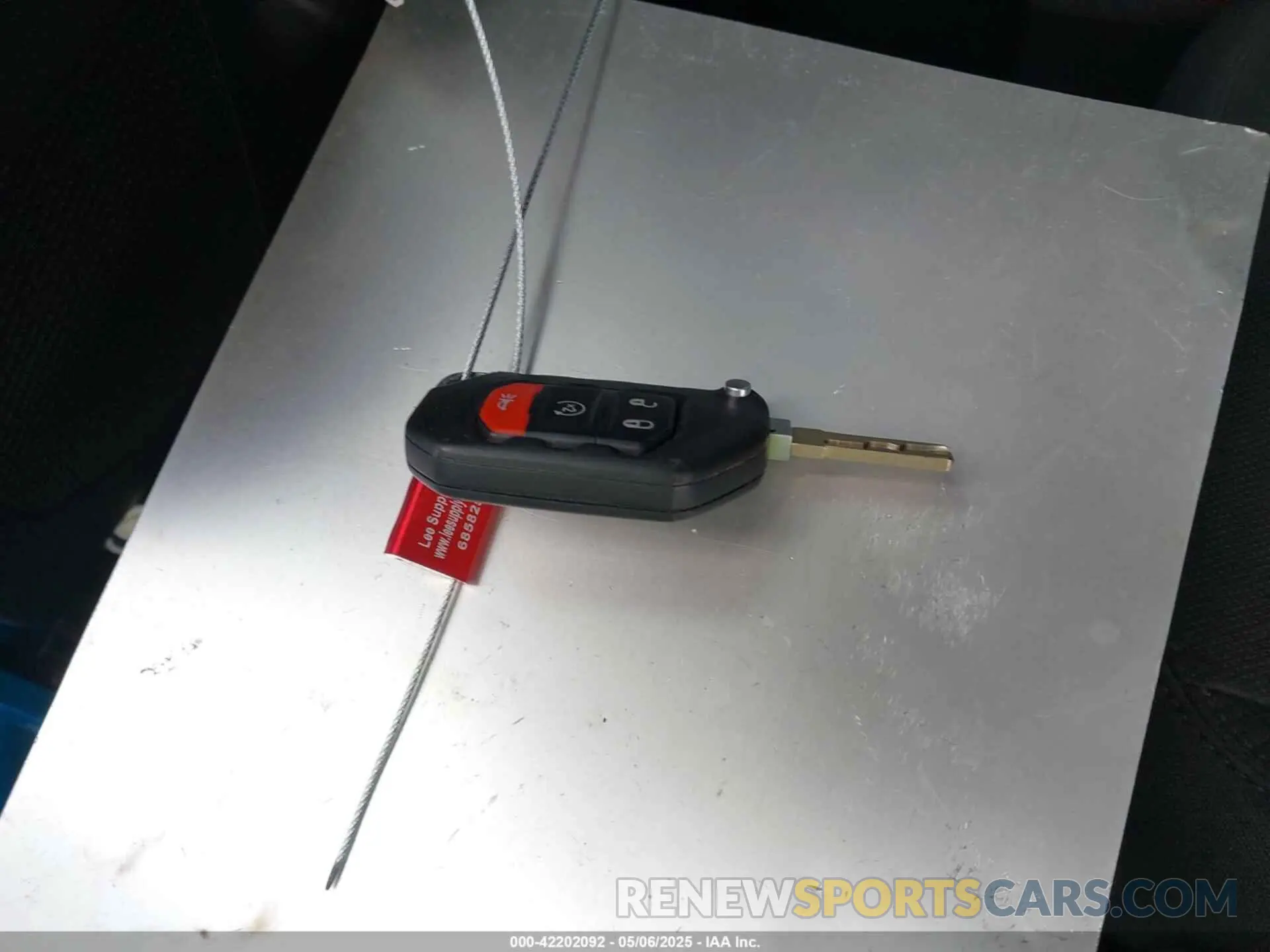 11 Photograph of a damaged car 1C4HJXDGXLW317222 JEEP WRANGLER UNLIMITED 2020