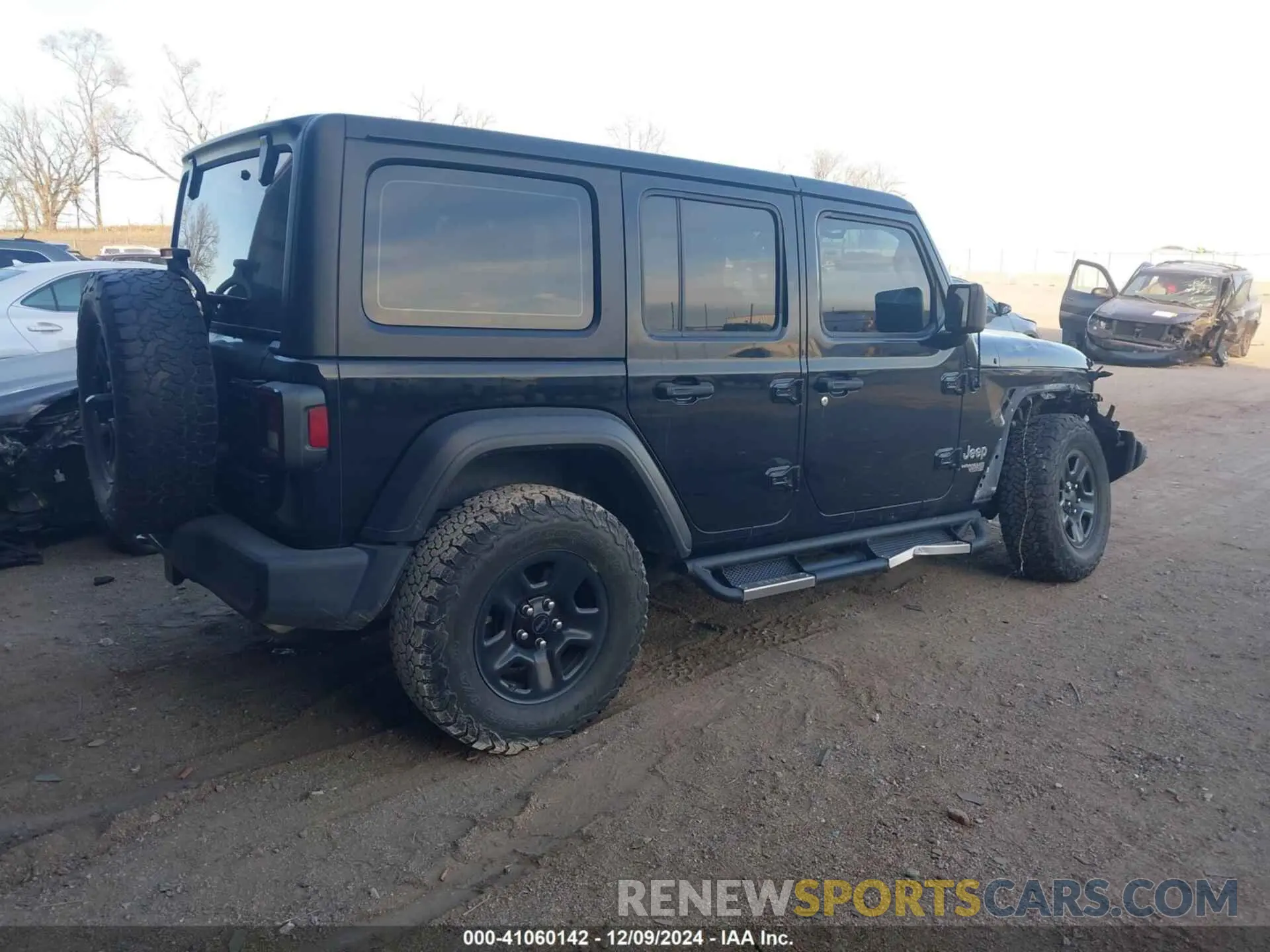 4 Photograph of a damaged car 1C4HJXDGXLW329841 JEEP WRANGLER UNLIMITED 2020