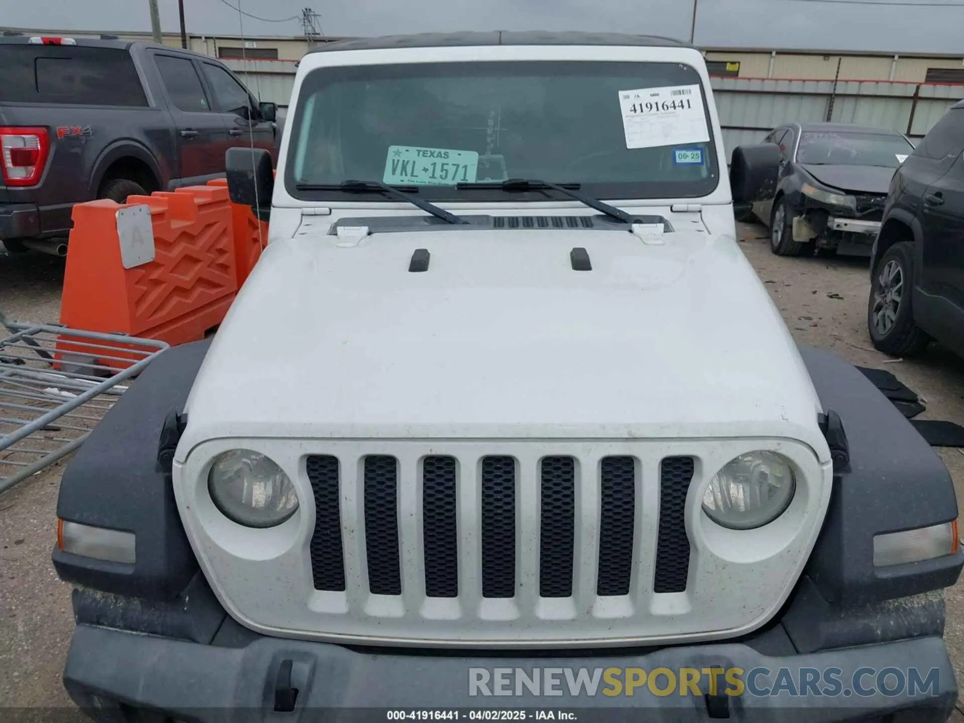 12 Photograph of a damaged car 1C4HJXDM4LW333857 JEEP WRANGLER UNLIMITED 2020