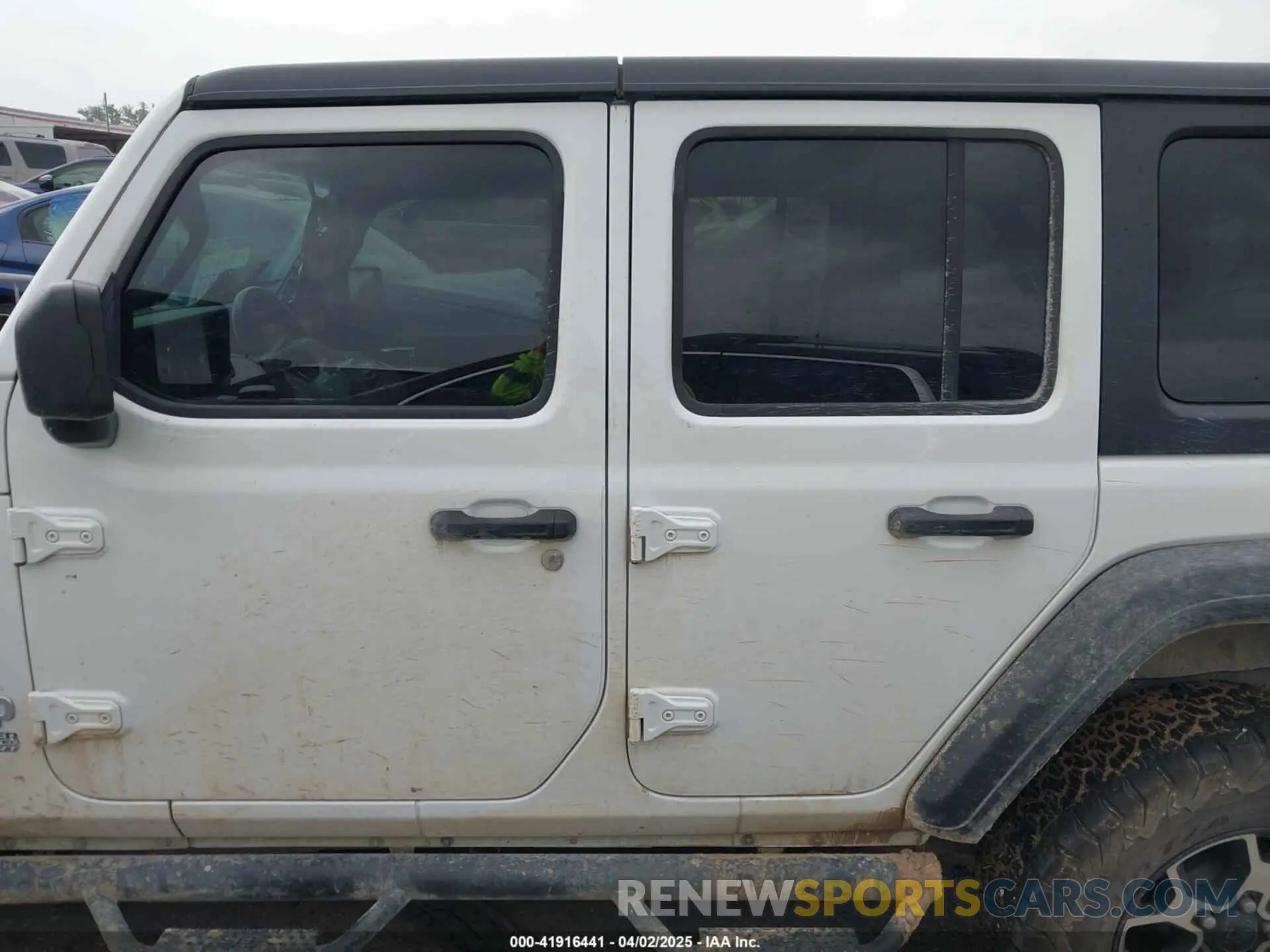 14 Photograph of a damaged car 1C4HJXDM4LW333857 JEEP WRANGLER UNLIMITED 2020