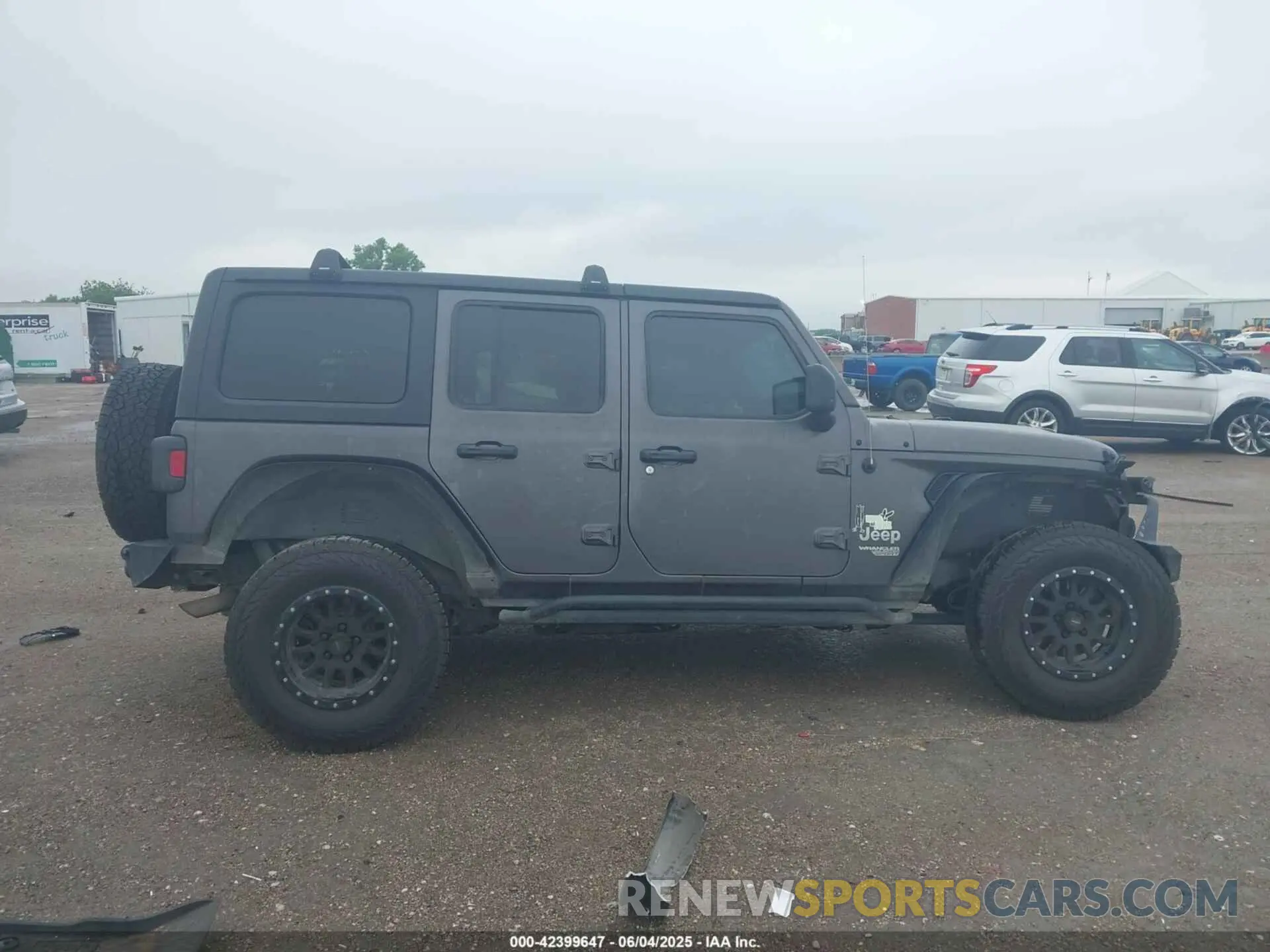 13 Photograph of a damaged car 1C4HJXDM8LW293878 JEEP WRANGLER UNLIMITED 2020