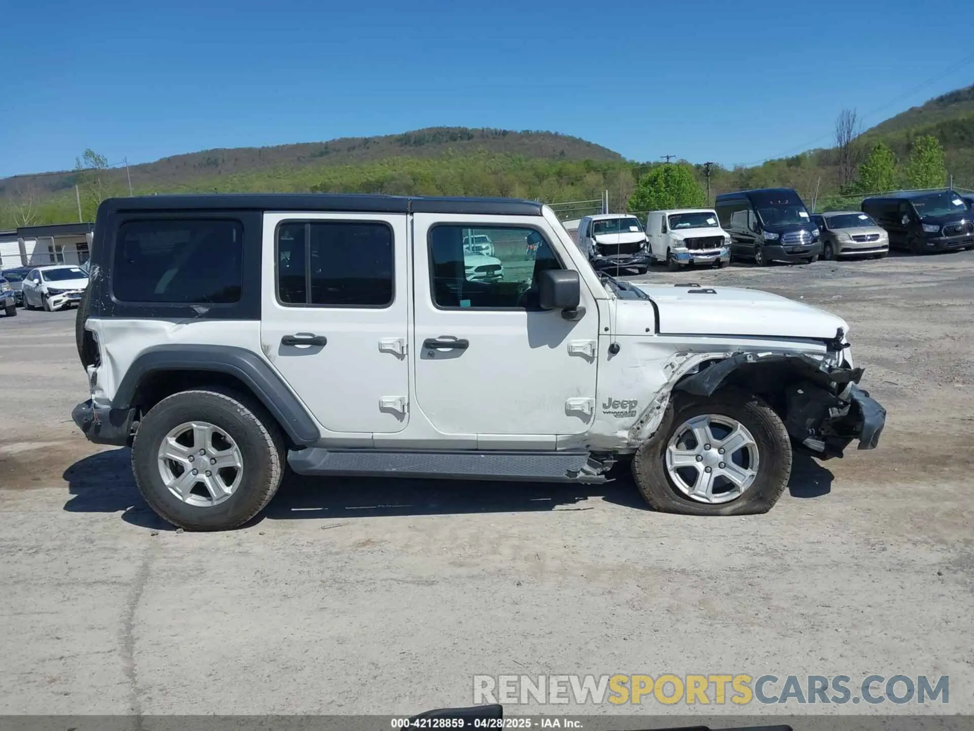 14 Photograph of a damaged car 1C4HJXDN0LW204734 JEEP WRANGLER UNLIMITED 2020