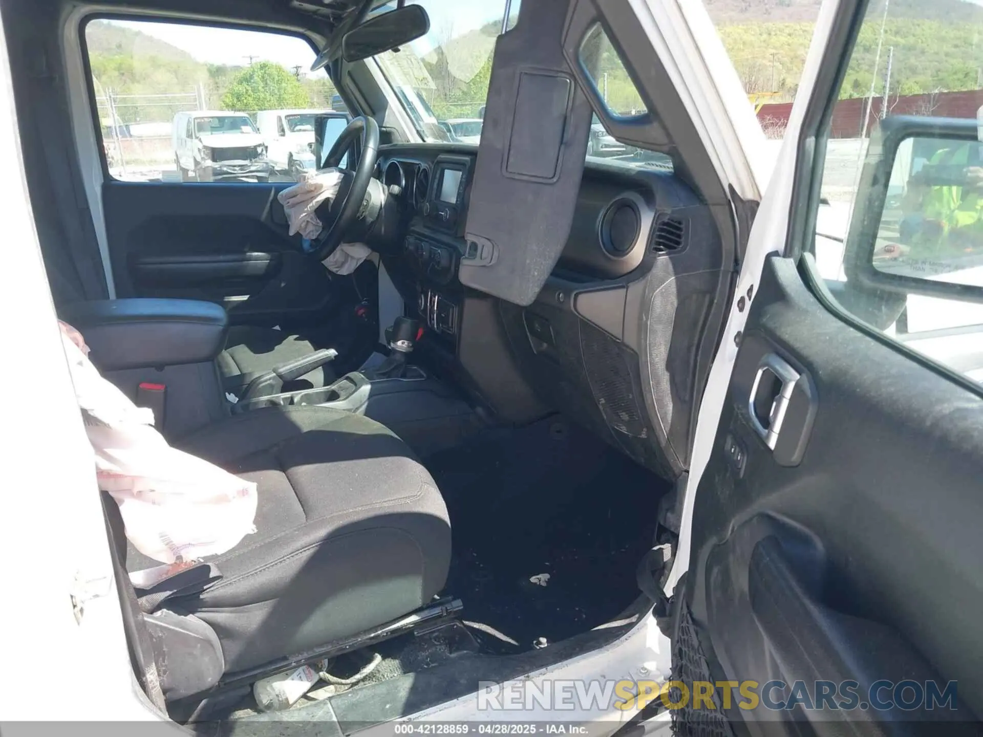 5 Photograph of a damaged car 1C4HJXDN0LW204734 JEEP WRANGLER UNLIMITED 2020