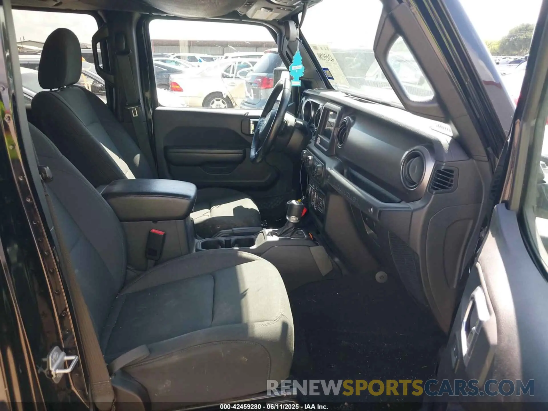 5 Photograph of a damaged car 1C4HJXDN0LW237409 JEEP WRANGLER UNLIMITED 2020