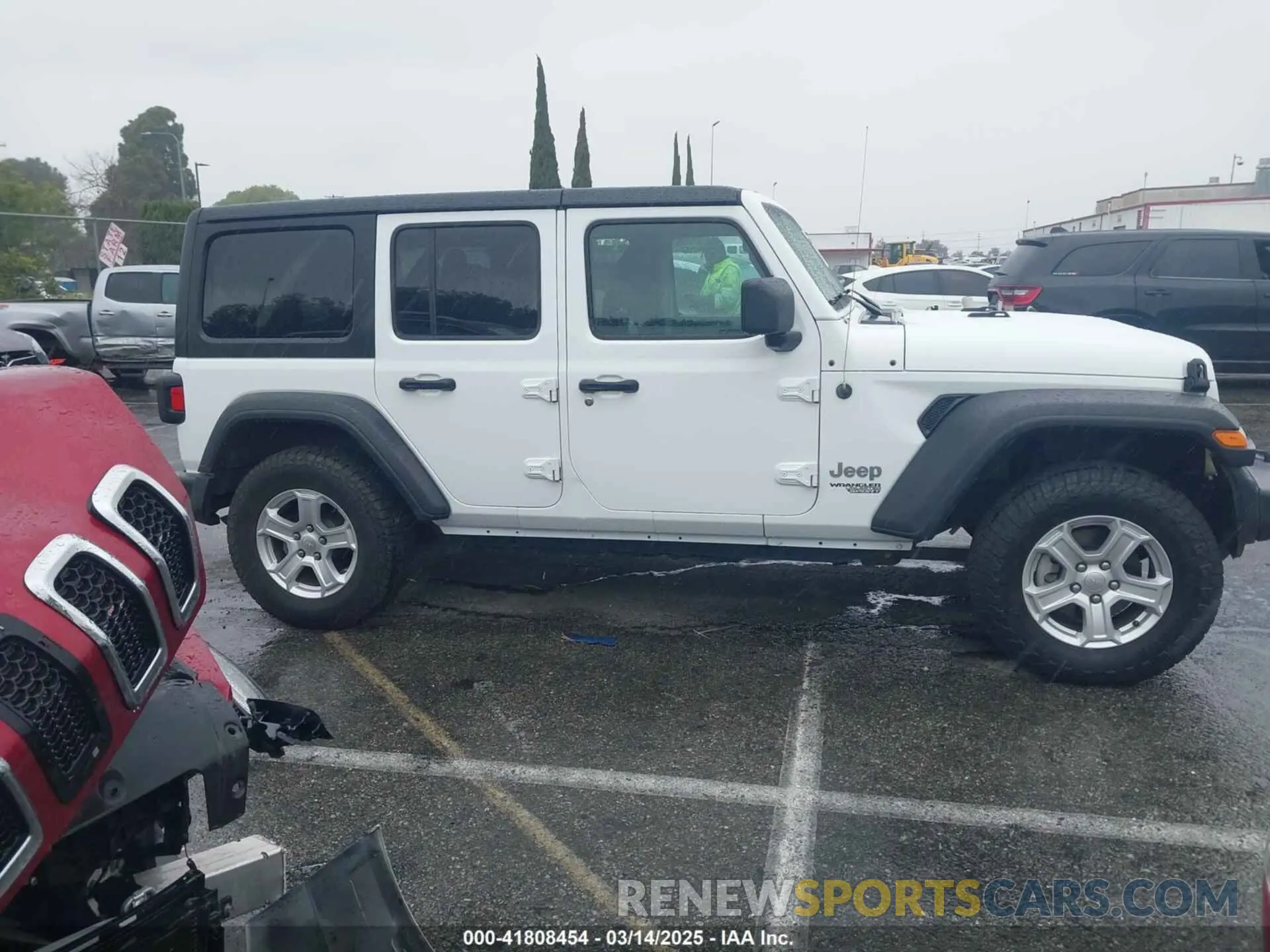 13 Photograph of a damaged car 1C4HJXDN3LW114753 JEEP WRANGLER UNLIMITED 2020