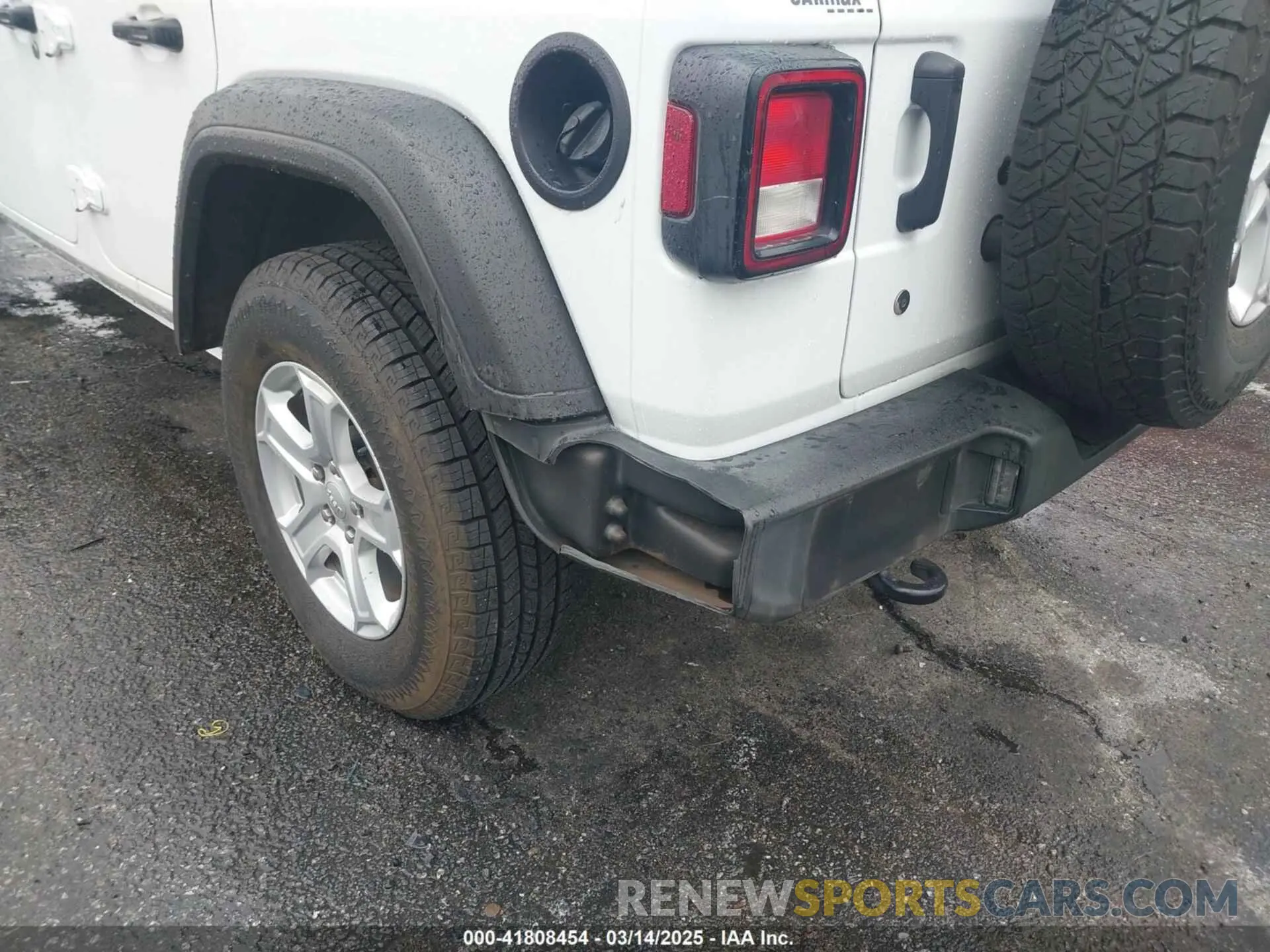 6 Photograph of a damaged car 1C4HJXDN3LW114753 JEEP WRANGLER UNLIMITED 2020