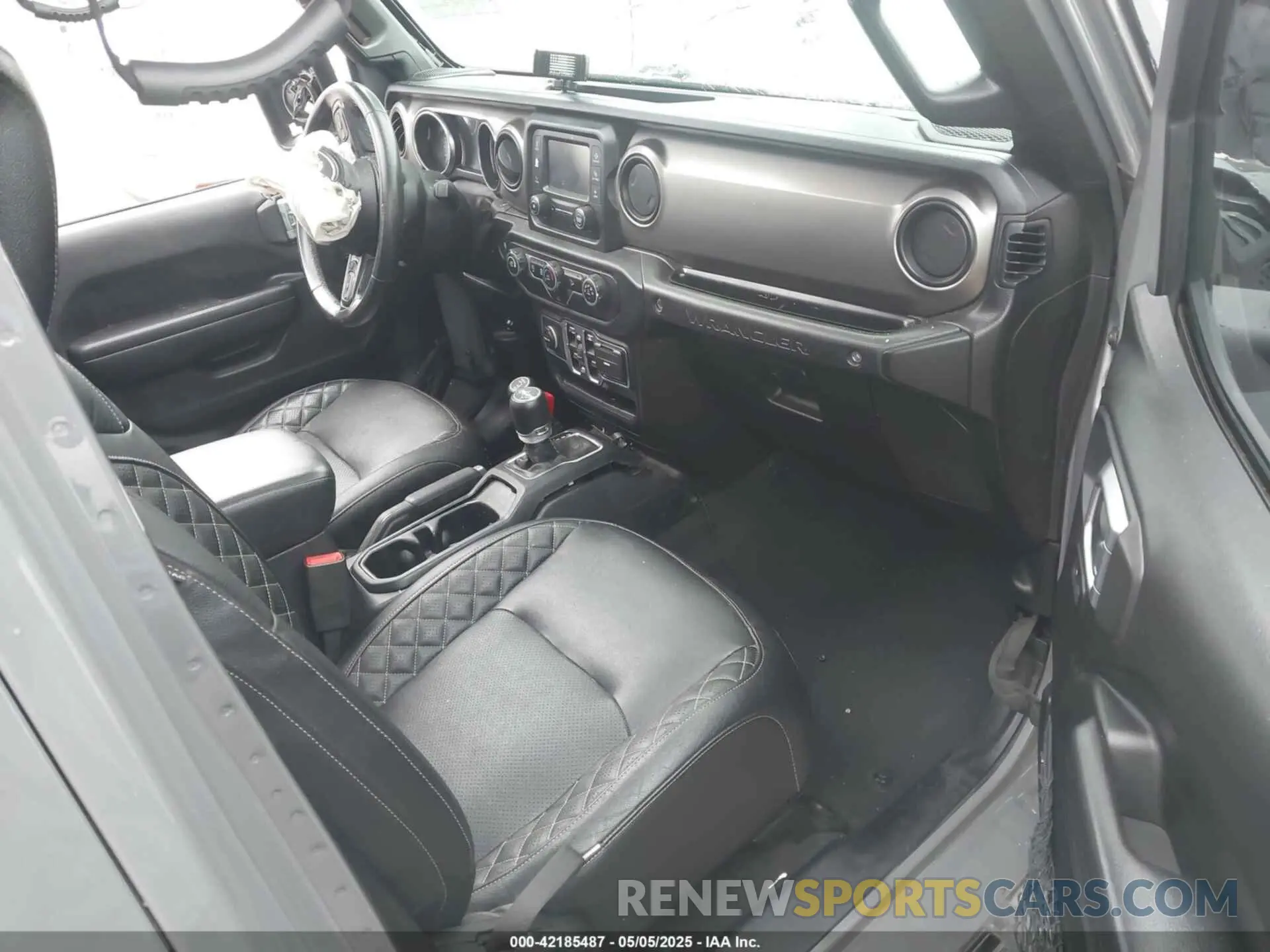 5 Photograph of a damaged car 1C4HJXDN5LW127004 JEEP WRANGLER UNLIMITED 2020