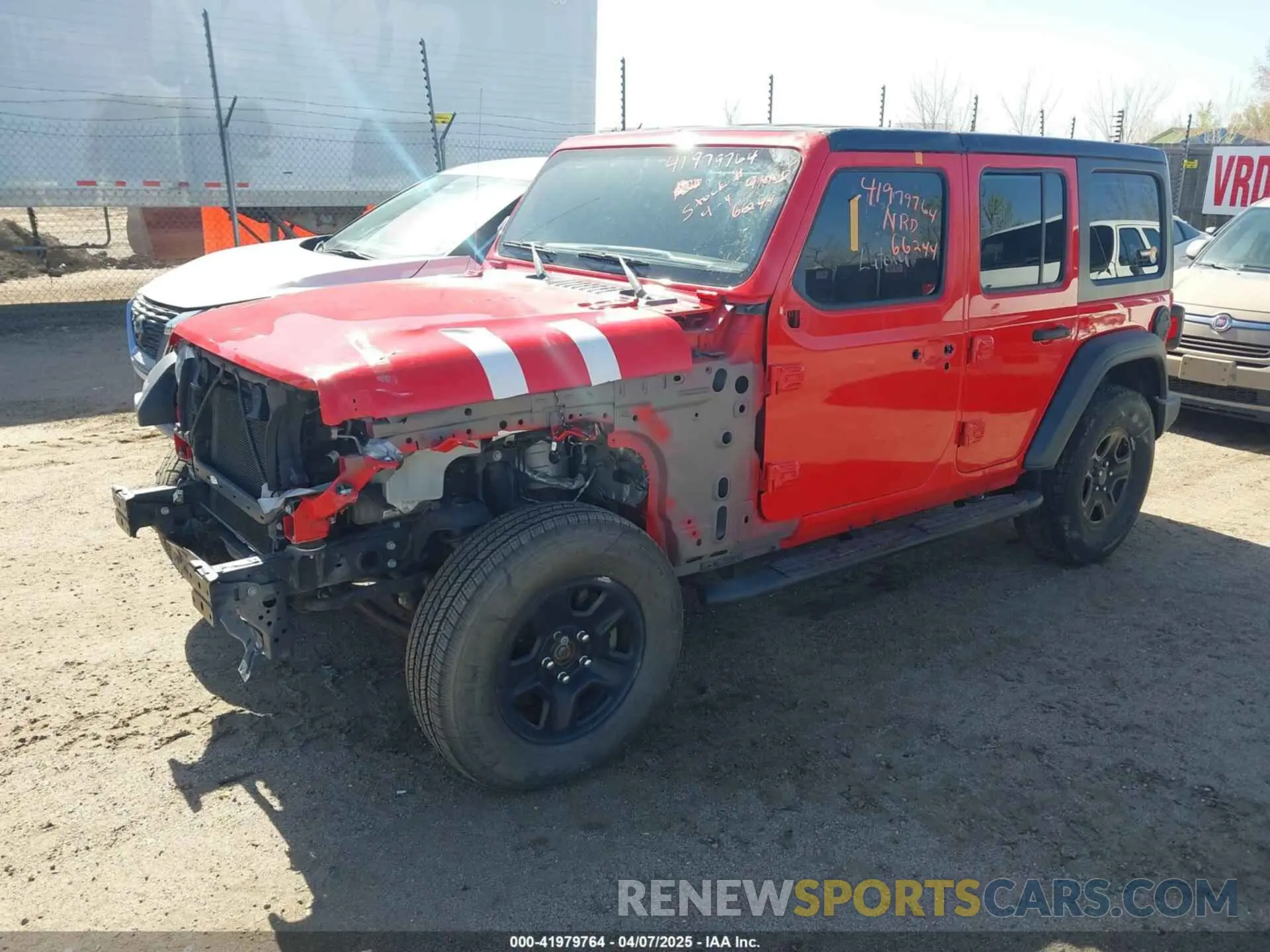 2 Photograph of a damaged car 1C4HJXDN5LW130646 JEEP WRANGLER UNLIMITED 2020