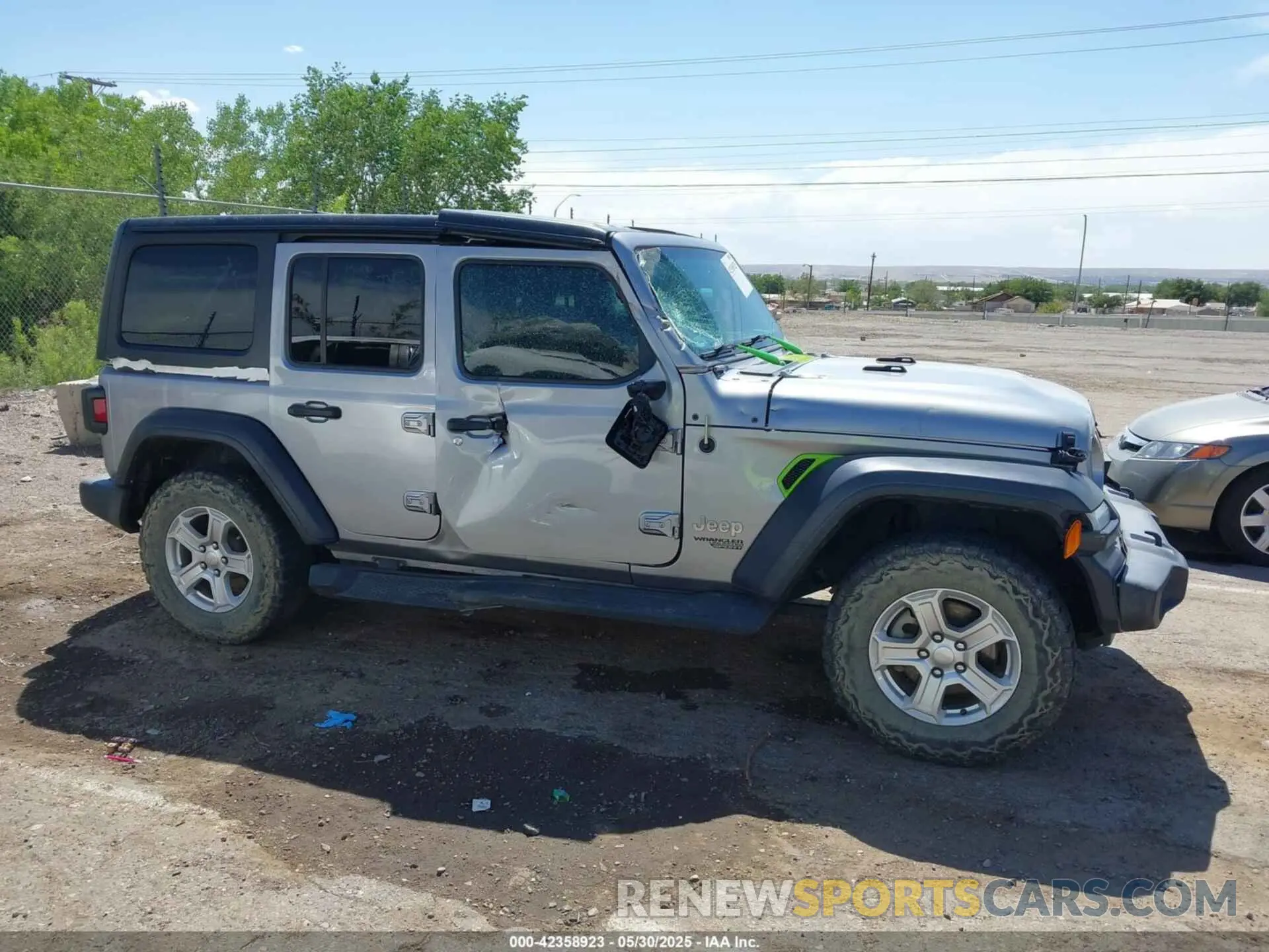 13 Photograph of a damaged car 1C4HJXDN5LW195481 JEEP WRANGLER UNLIMITED 2020