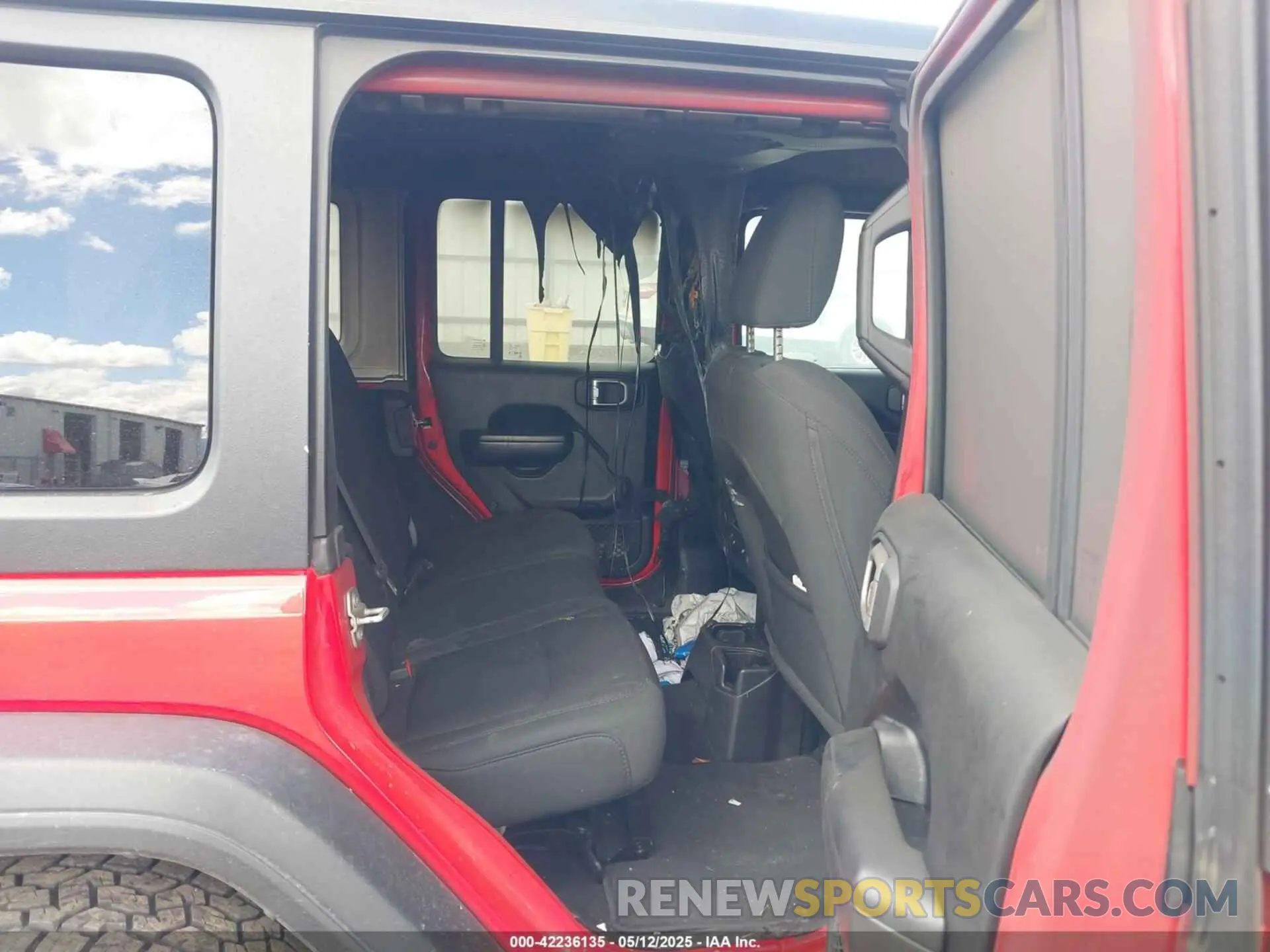 8 Photograph of a damaged car 1C4HJXDN5LW279865 JEEP WRANGLER UNLIMITED 2020