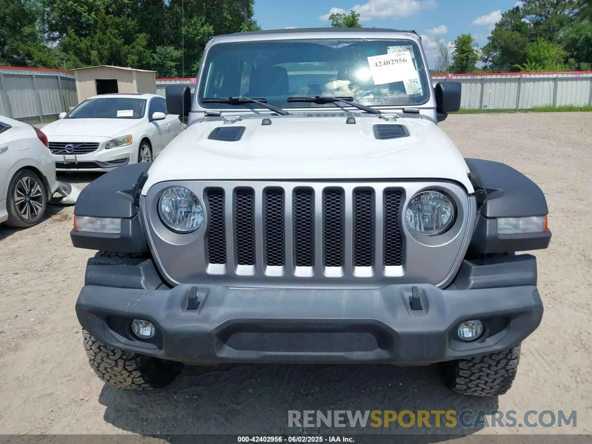 12 Photograph of a damaged car 1C4HJXDN6LW181802 JEEP WRANGLER UNLIMITED 2020