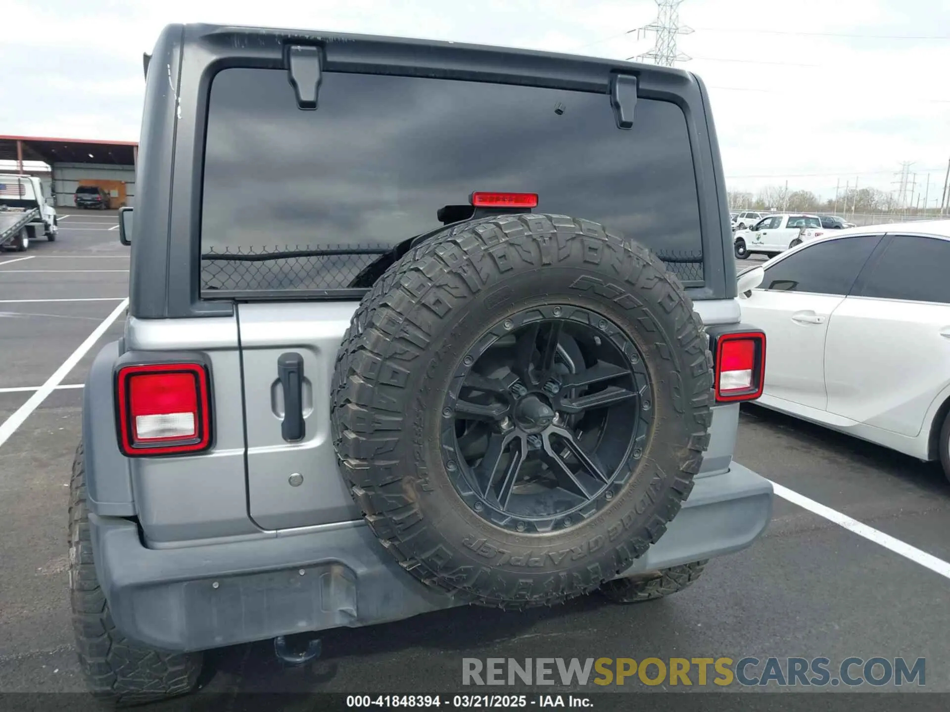 16 Photograph of a damaged car 1C4HJXDN6LW195750 JEEP WRANGLER UNLIMITED 2020