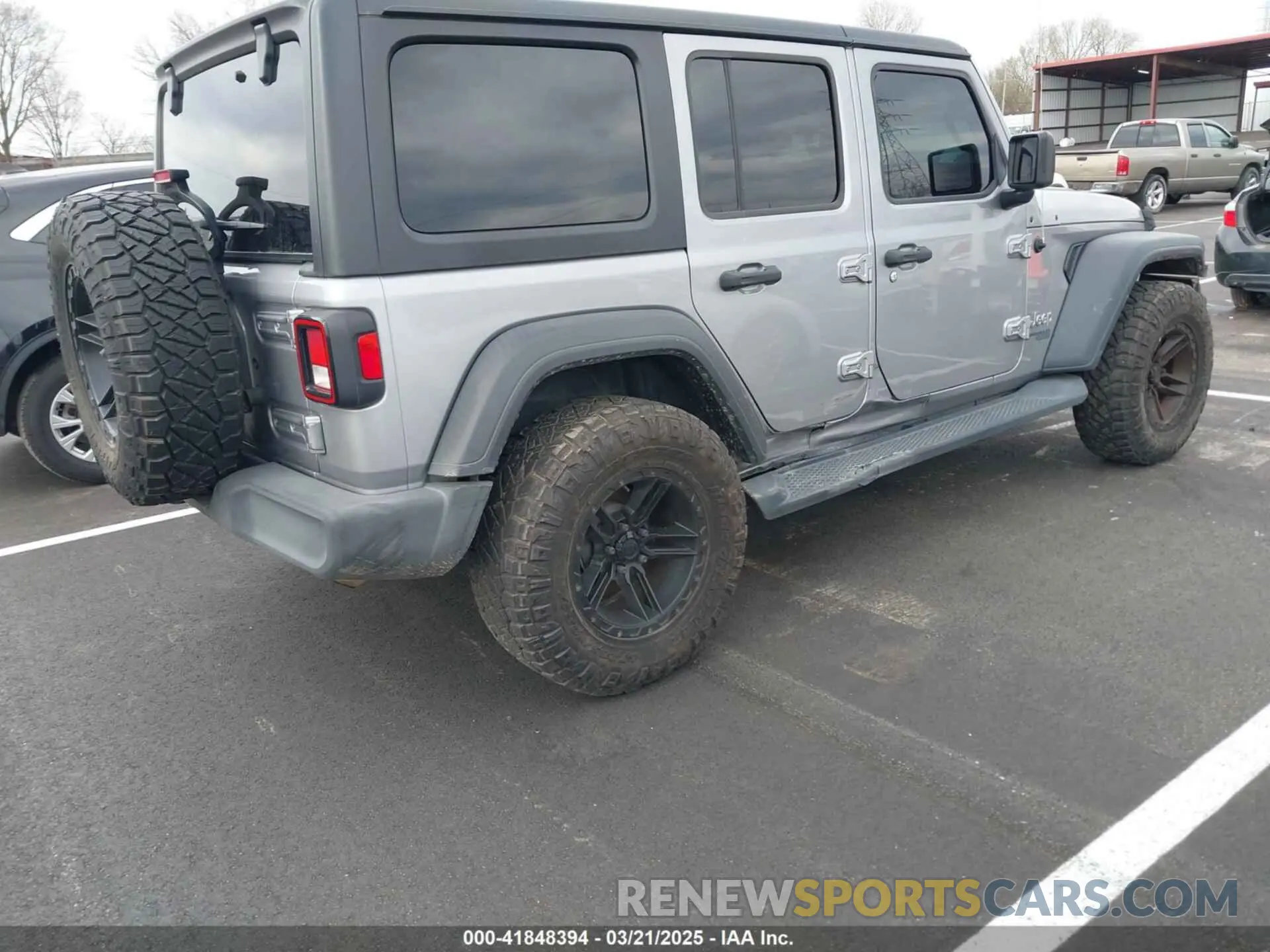 4 Photograph of a damaged car 1C4HJXDN6LW195750 JEEP WRANGLER UNLIMITED 2020