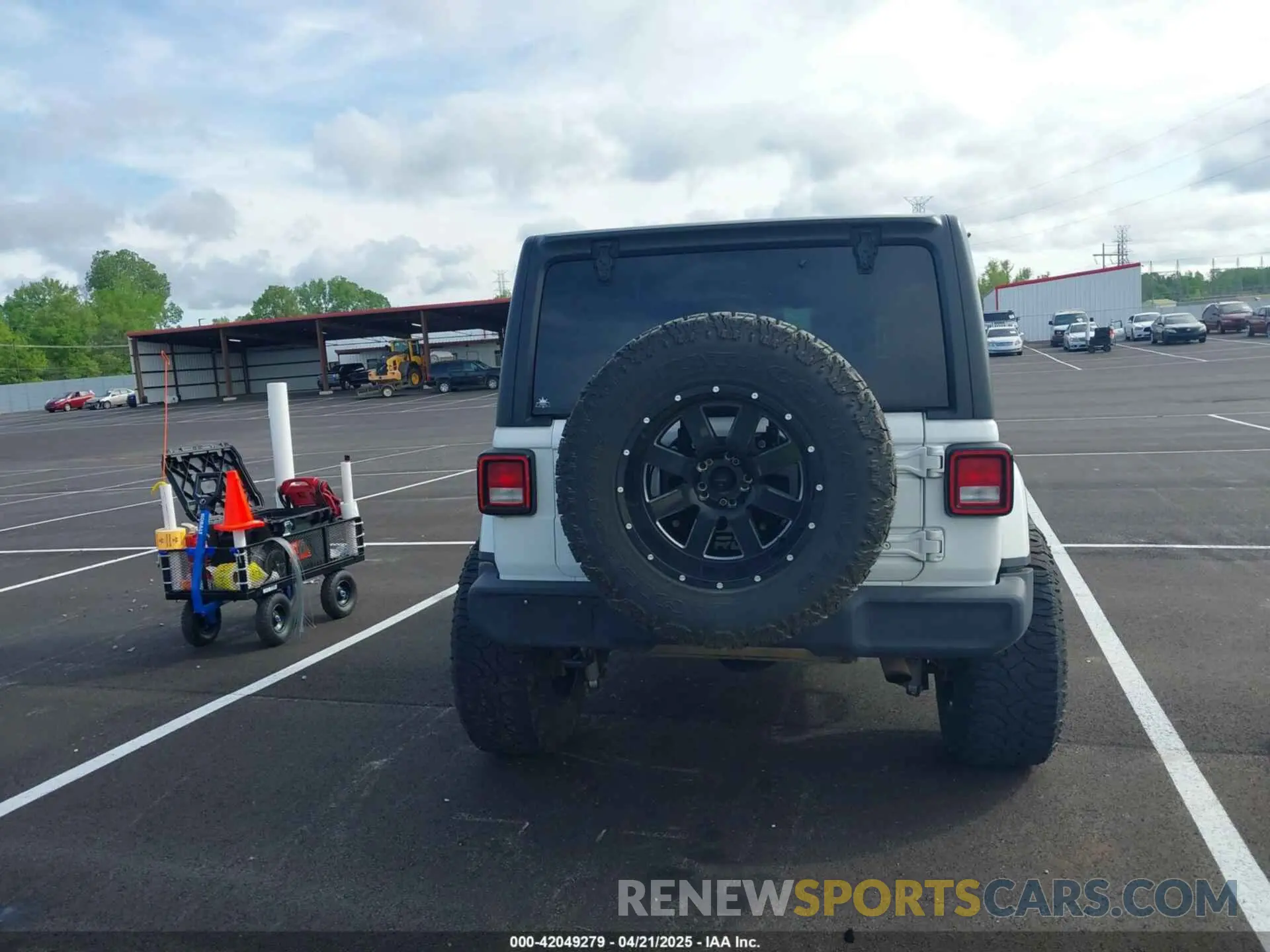 16 Photograph of a damaged car 1C4HJXDN6LW198065 JEEP WRANGLER UNLIMITED 2020