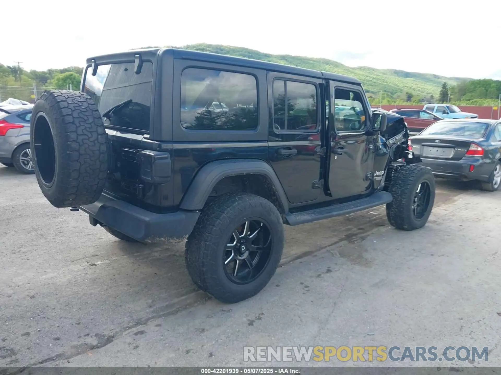 4 Photograph of a damaged car 1C4HJXDN6LW204513 JEEP WRANGLER UNLIMITED 2020