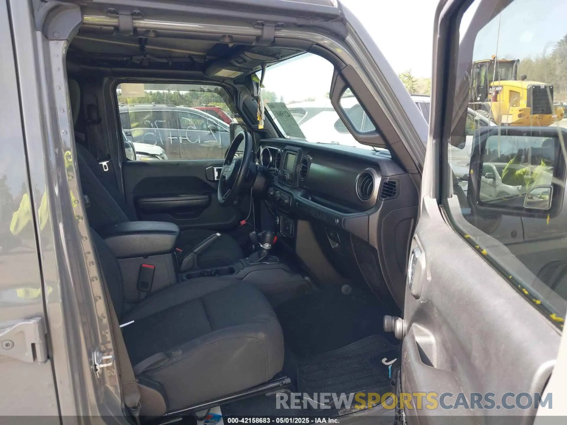 5 Photograph of a damaged car 1C4HJXDN7LW120040 JEEP WRANGLER UNLIMITED 2020