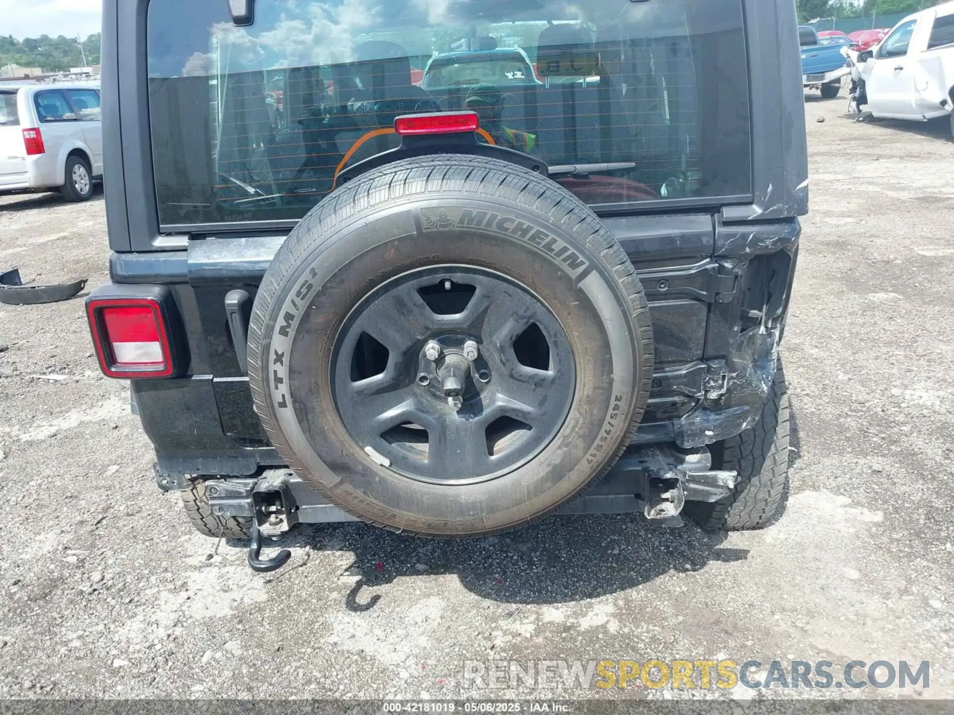 6 Photograph of a damaged car 1C4HJXDN7LW130390 JEEP WRANGLER UNLIMITED 2020