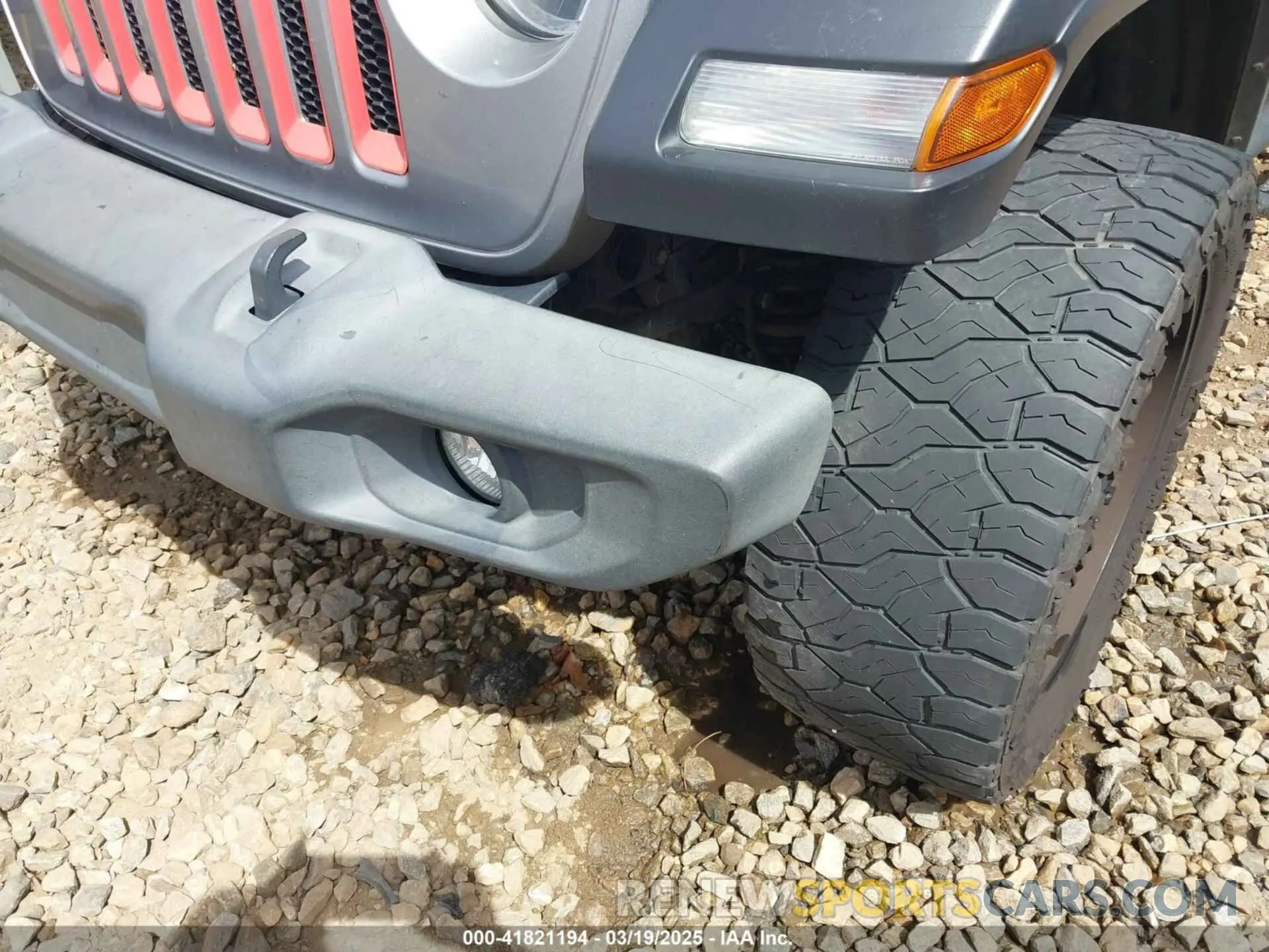 6 Photograph of a damaged car 1C4HJXDN8LW127059 JEEP WRANGLER UNLIMITED 2020