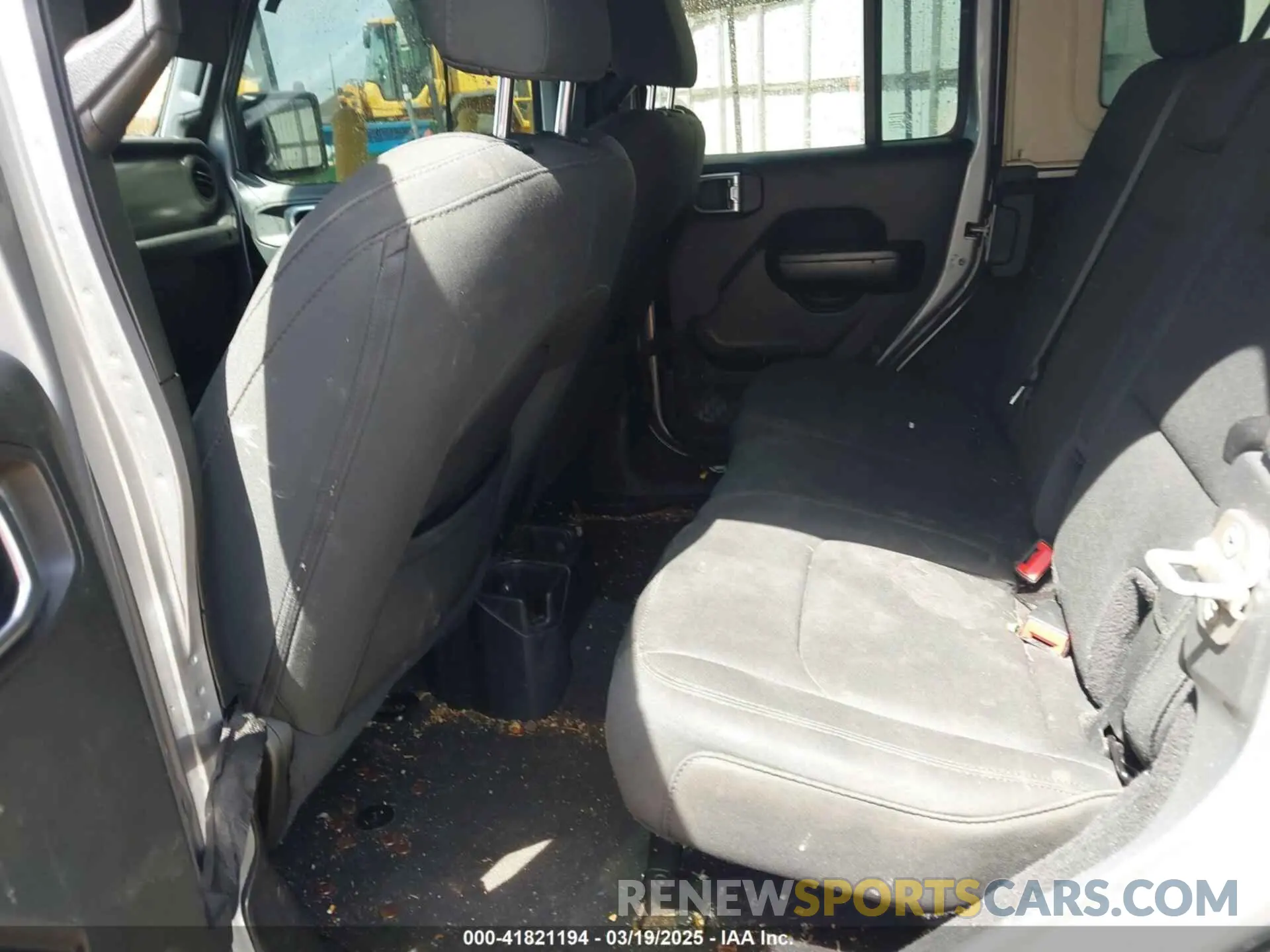 8 Photograph of a damaged car 1C4HJXDN8LW127059 JEEP WRANGLER UNLIMITED 2020