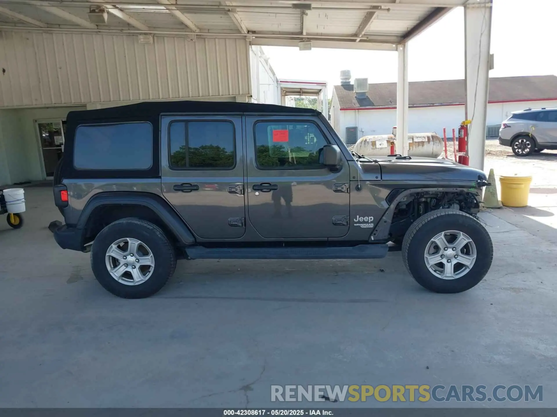 14 Photograph of a damaged car 1C4HJXDN9LW167442 JEEP WRANGLER UNLIMITED 2020
