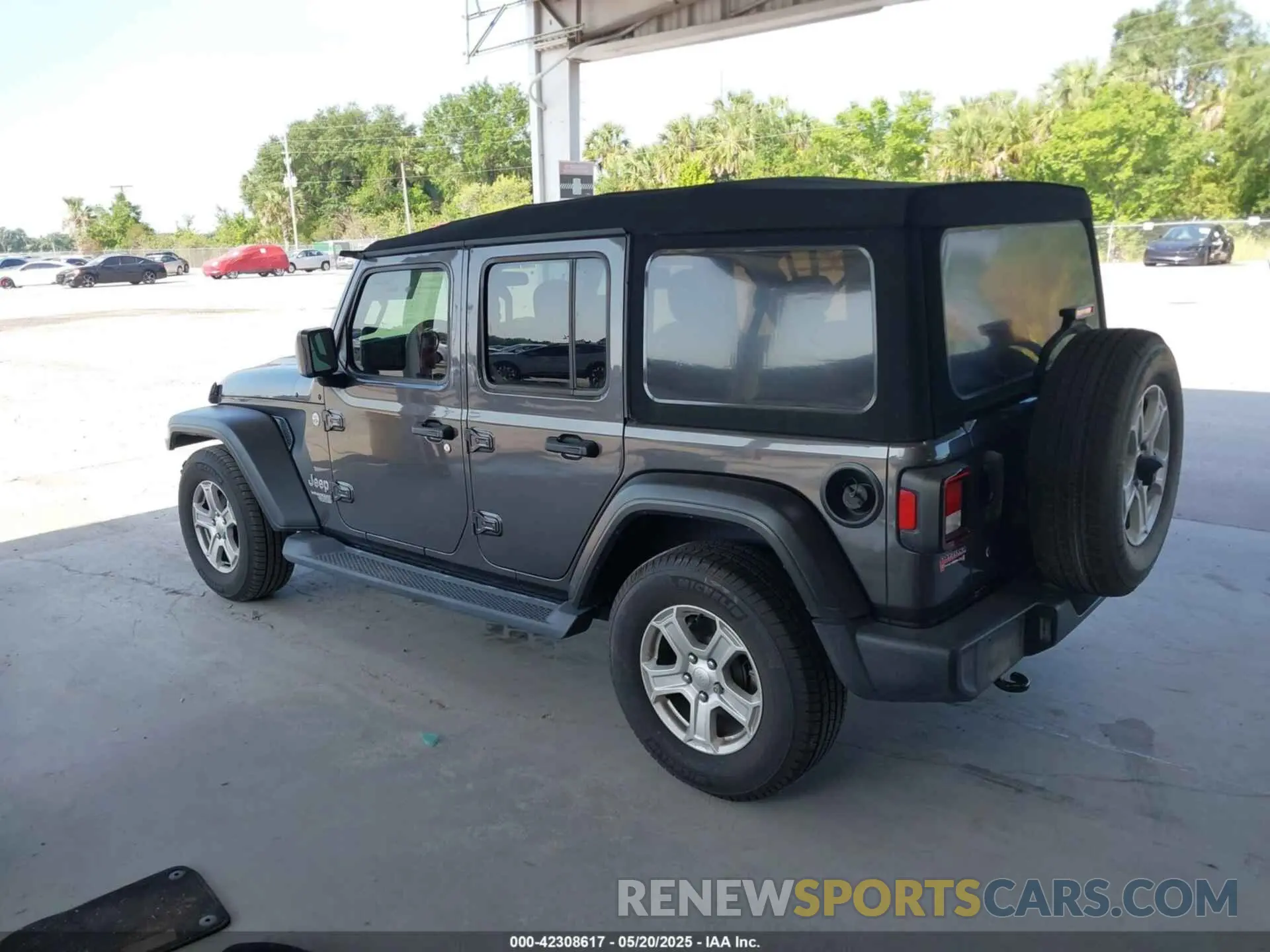 3 Photograph of a damaged car 1C4HJXDN9LW167442 JEEP WRANGLER UNLIMITED 2020